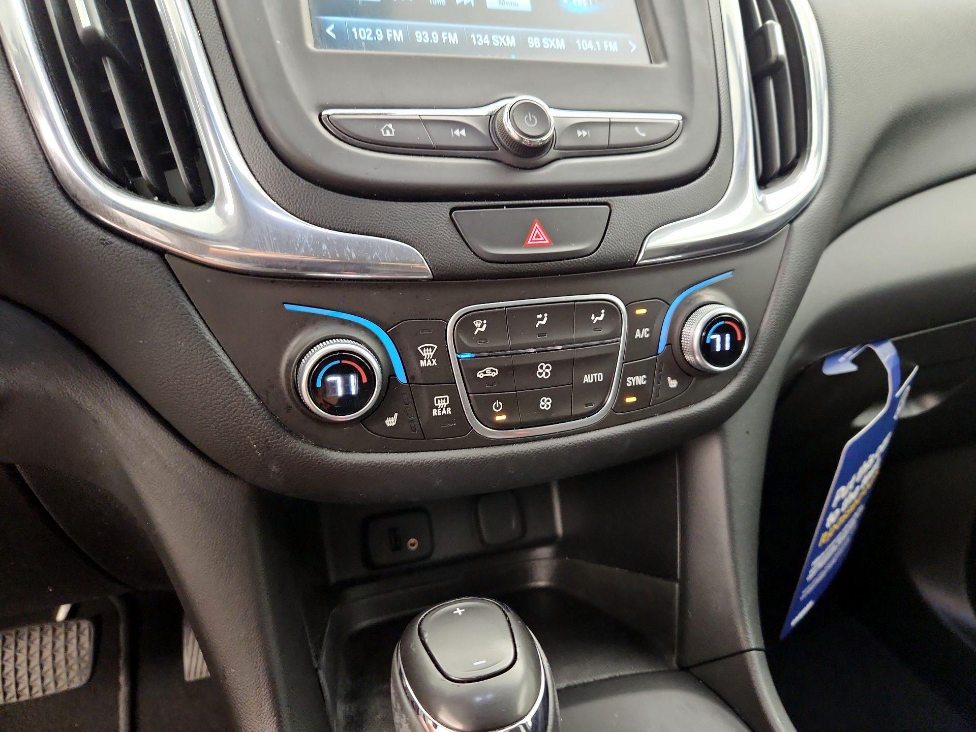 Thumbnail: 2018 Chevrolet Equinox - 16