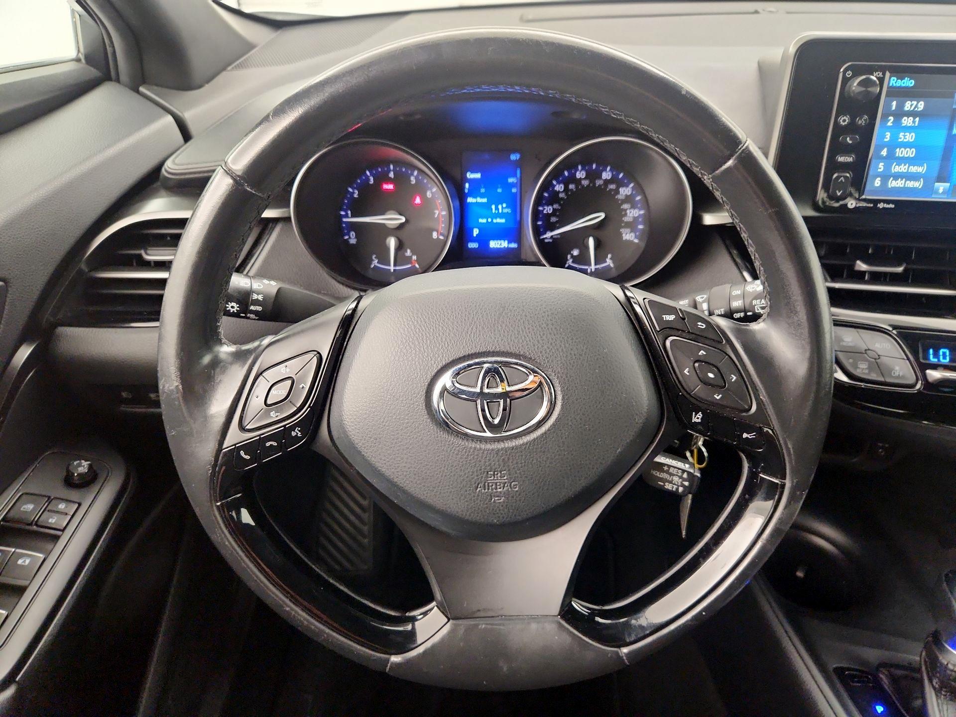 Thumbnail: 2018 Toyota C-HR - 10