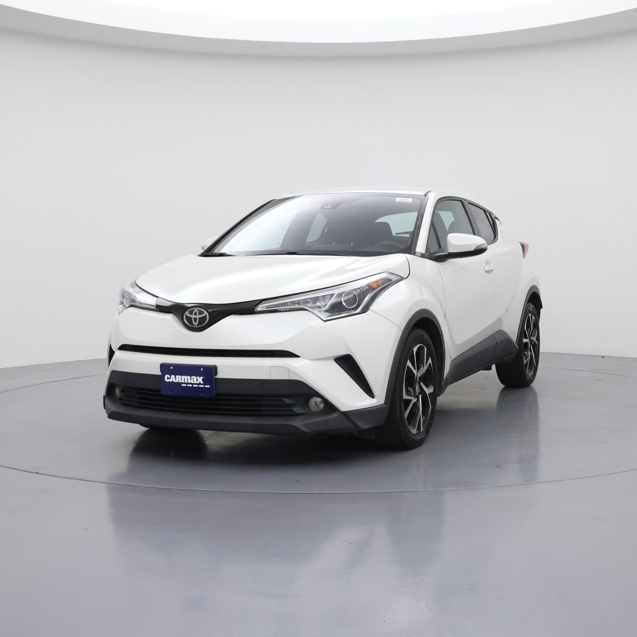 Thumbnail: 2018 Toyota C-HR - 4