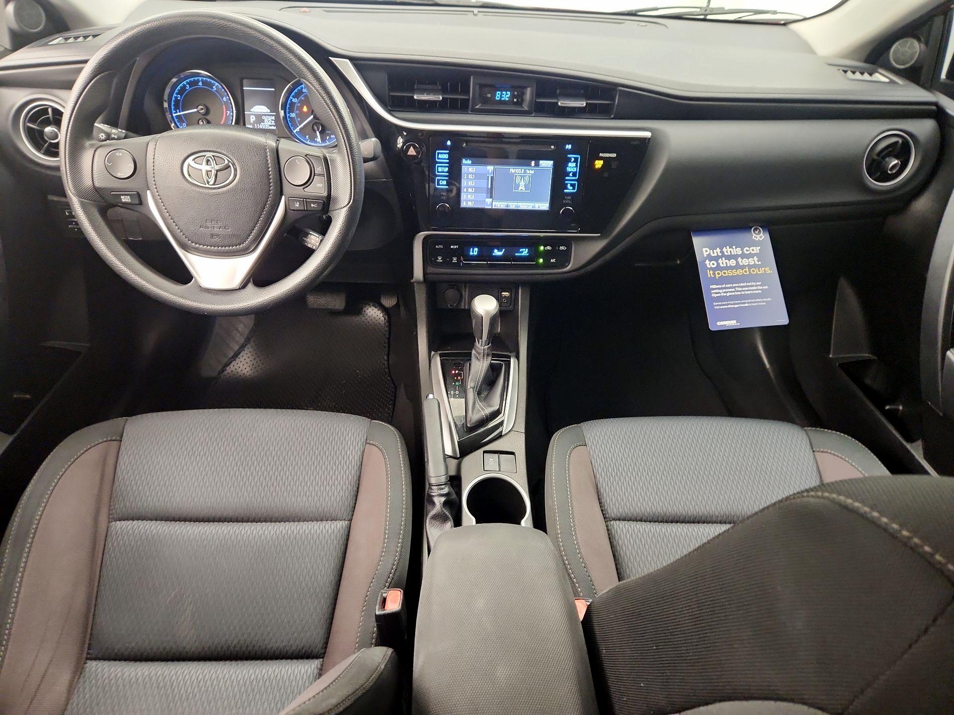 Thumbnail: 2017 Toyota Corolla - 9