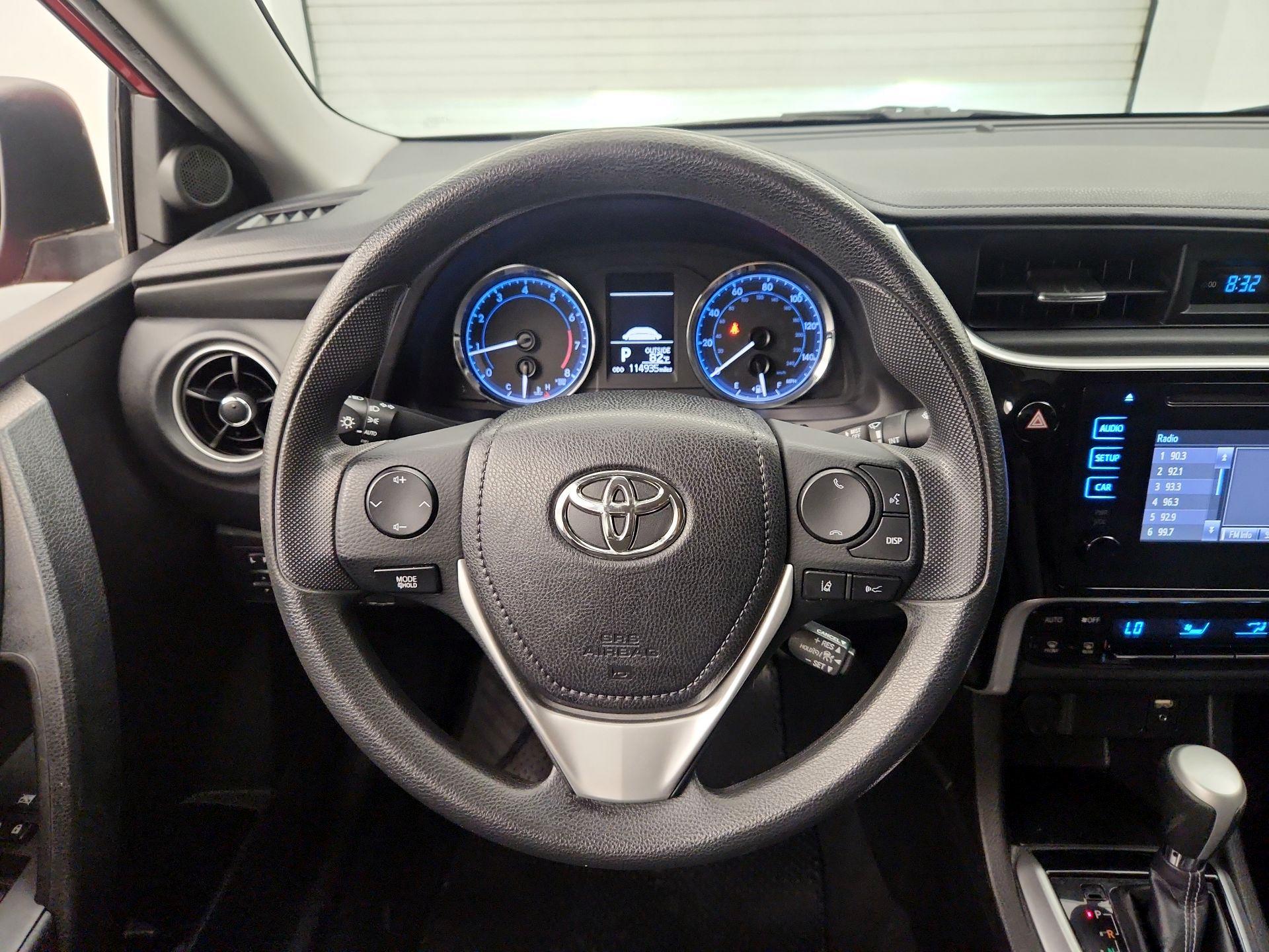 Thumbnail: 2017 Toyota Corolla - 10