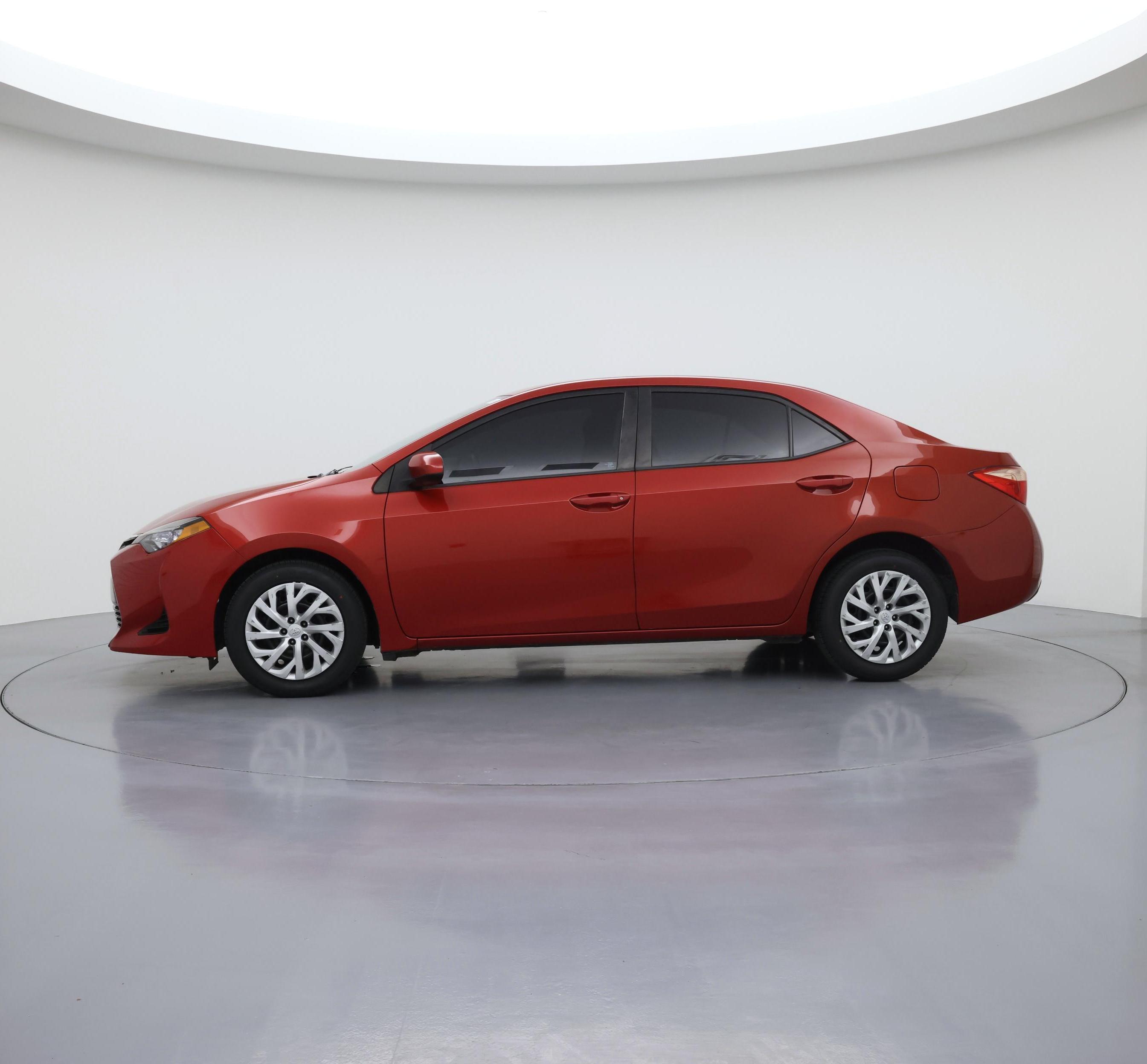 Thumbnail: 2017 Toyota Corolla - 3