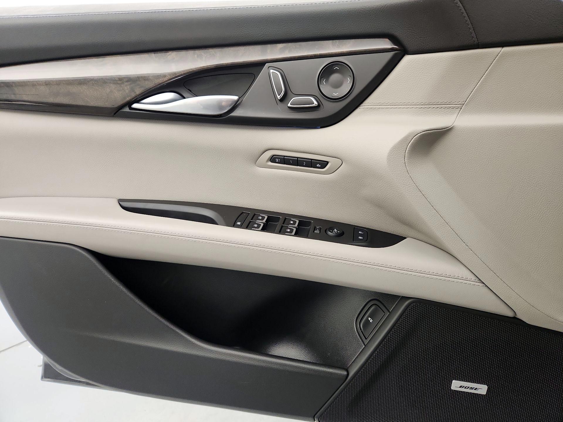 Thumbnail: 2017 Cadillac CT6 - 12