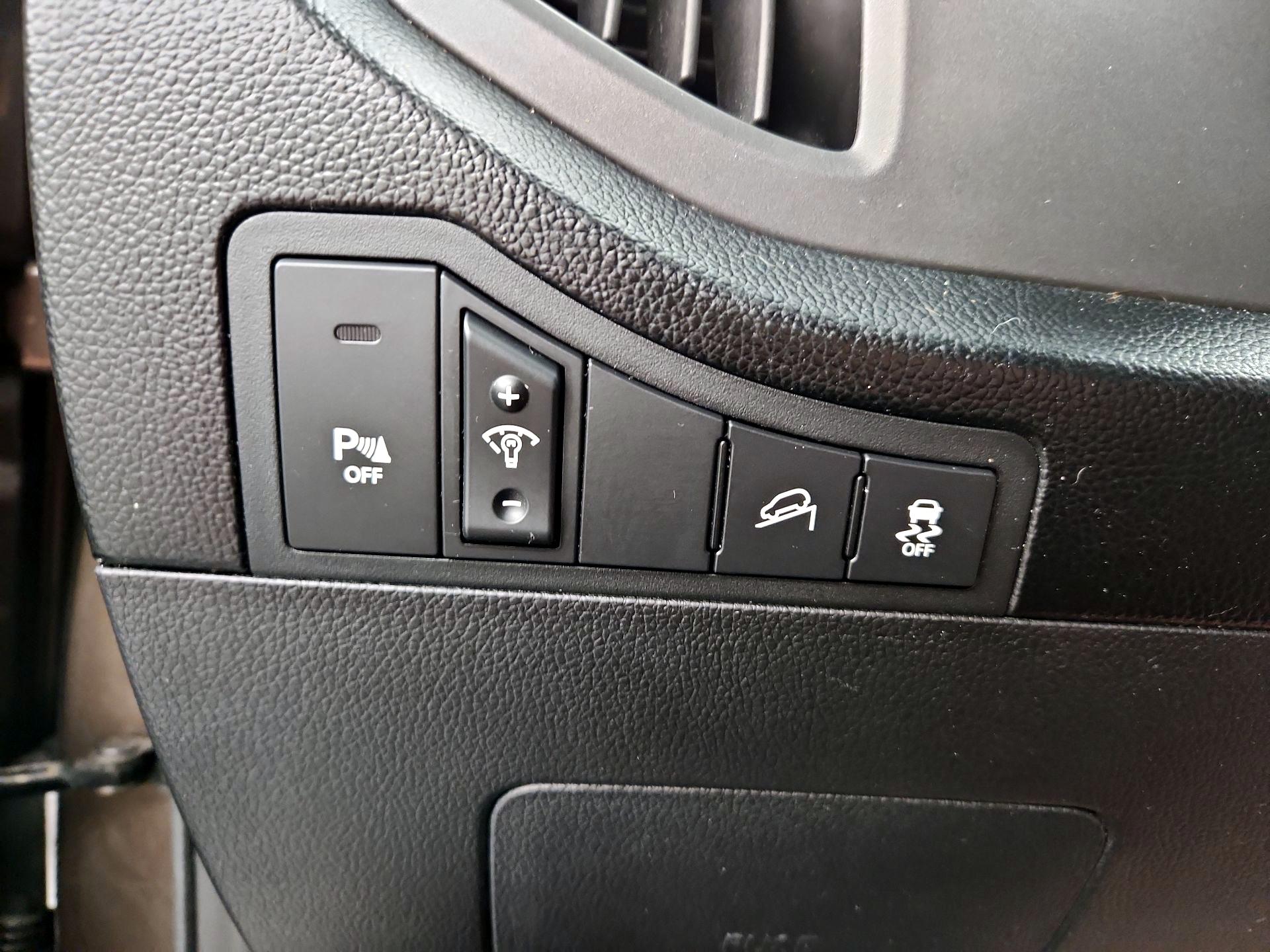 Thumbnail: 2013 Kia Sportage - 13