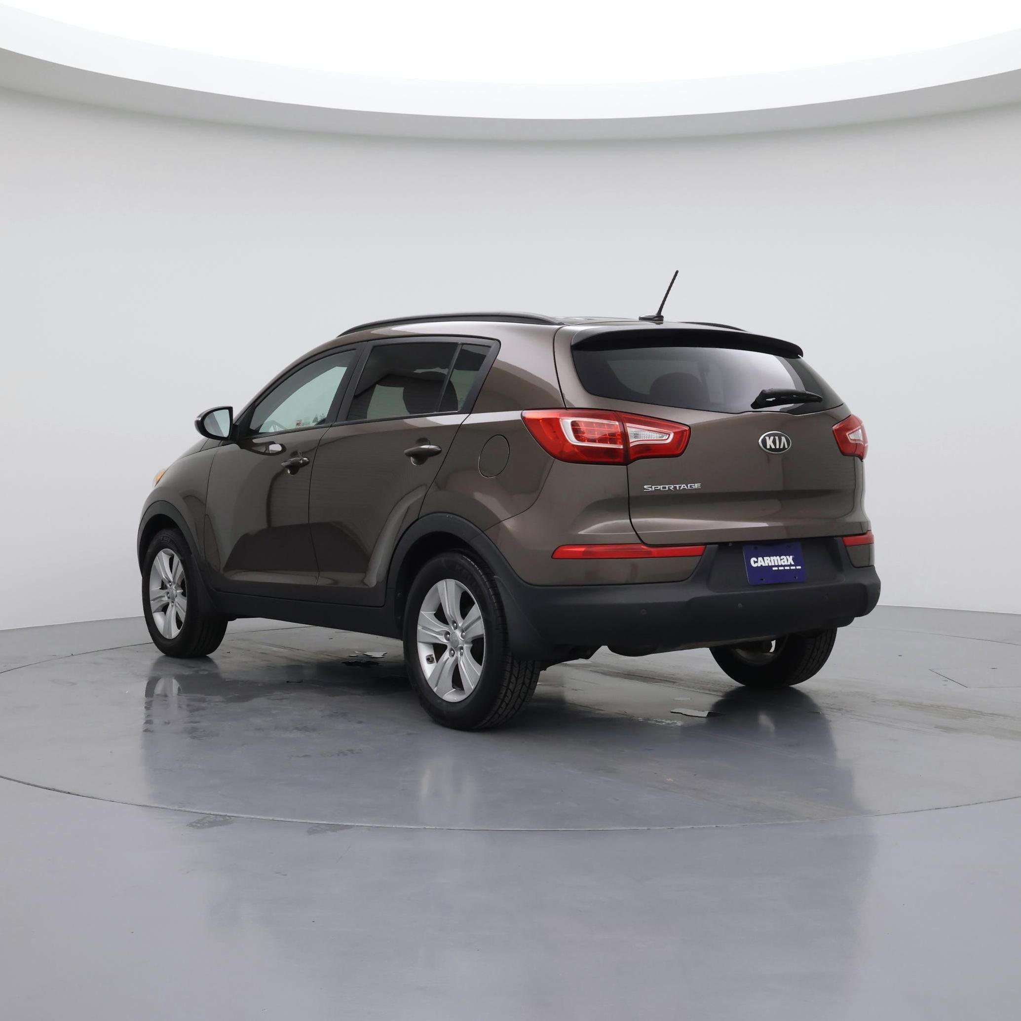 Thumbnail: 2013 Kia Sportage - 2