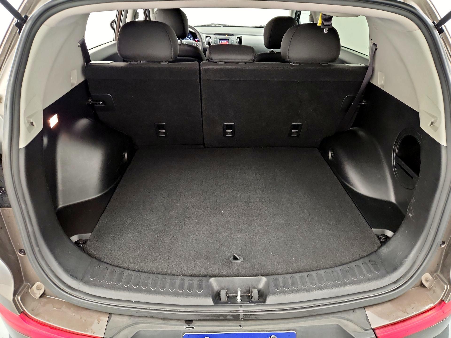 Thumbnail: 2013 Kia Sportage - 19