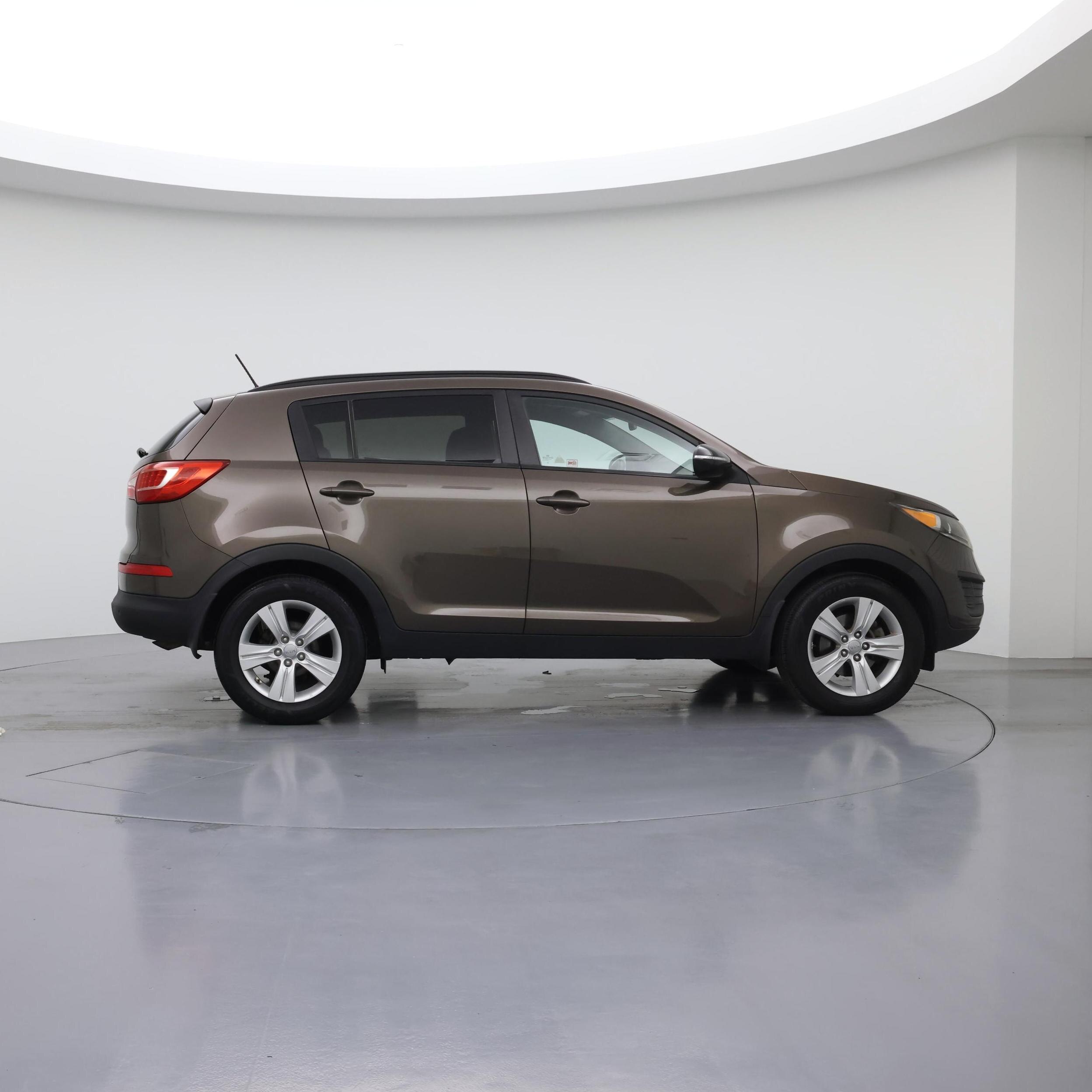 Thumbnail: 2013 Kia Sportage - 7