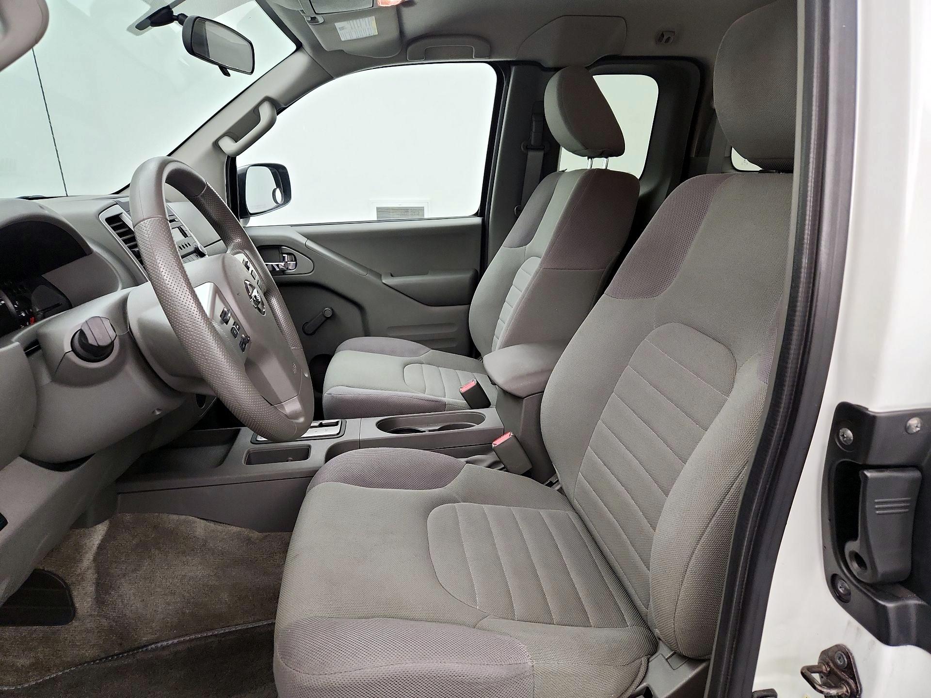 Thumbnail: 2015 Nissan Frontier - 11