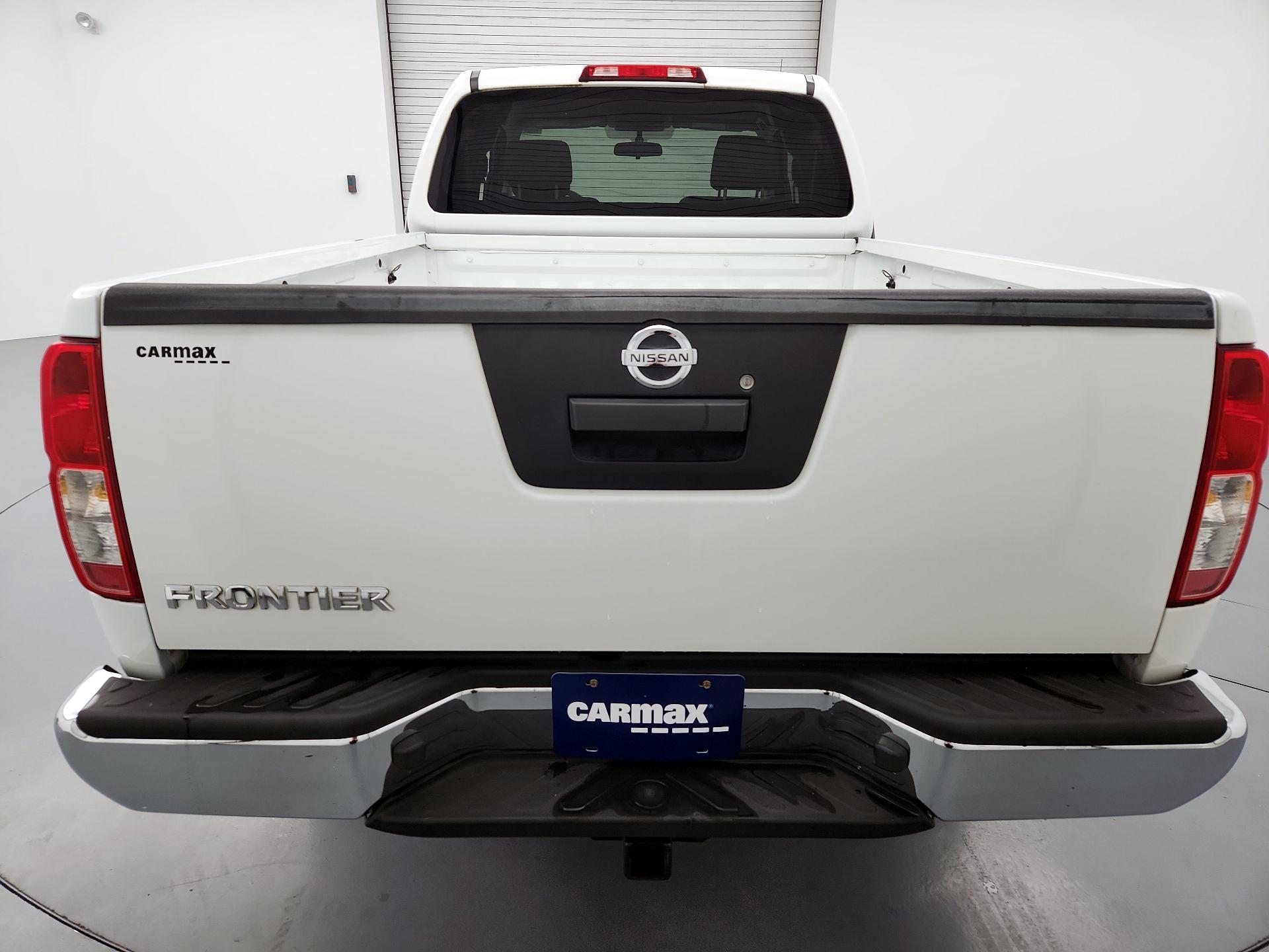 Thumbnail: 2015 Nissan Frontier - 18