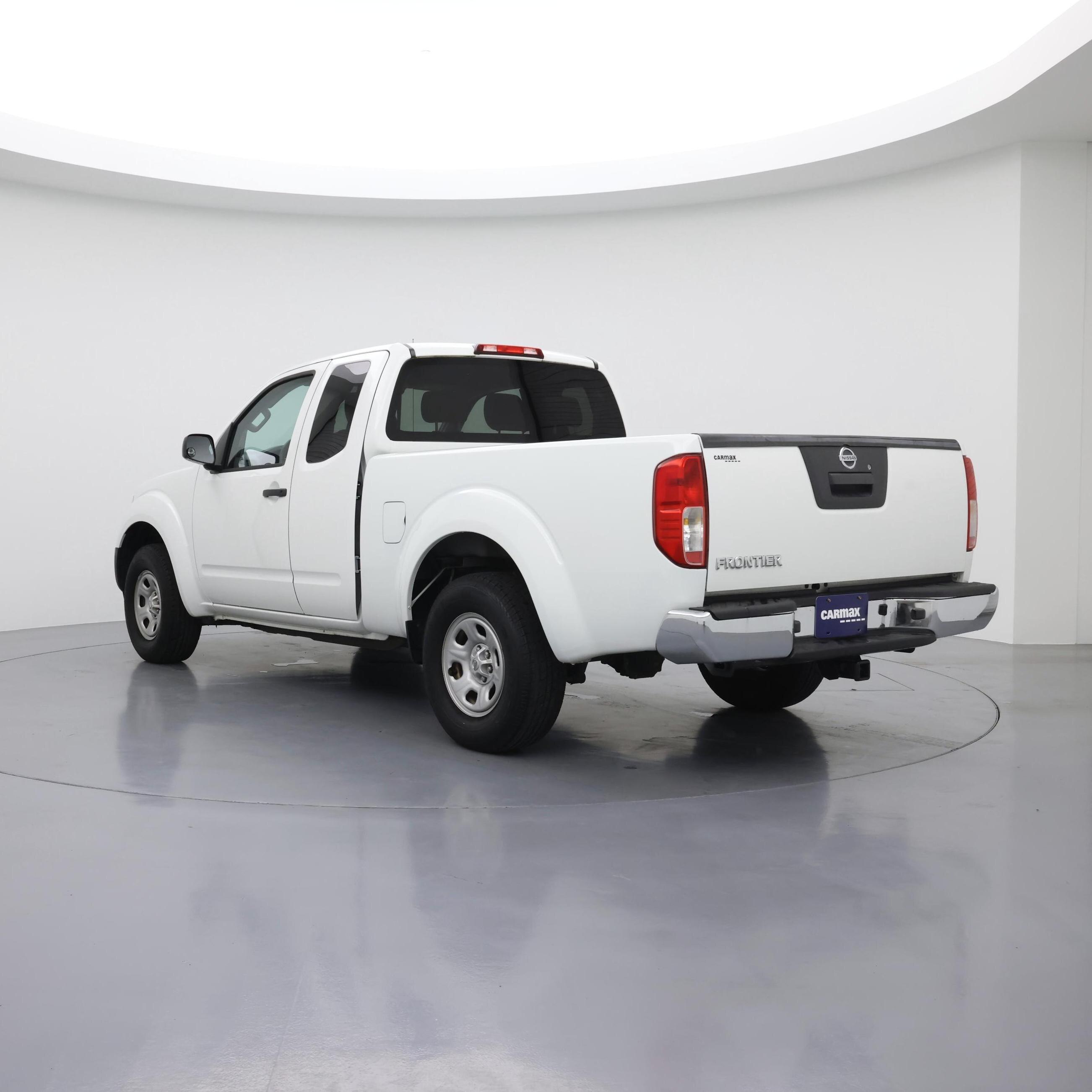 Thumbnail: 2015 Nissan Frontier - 2