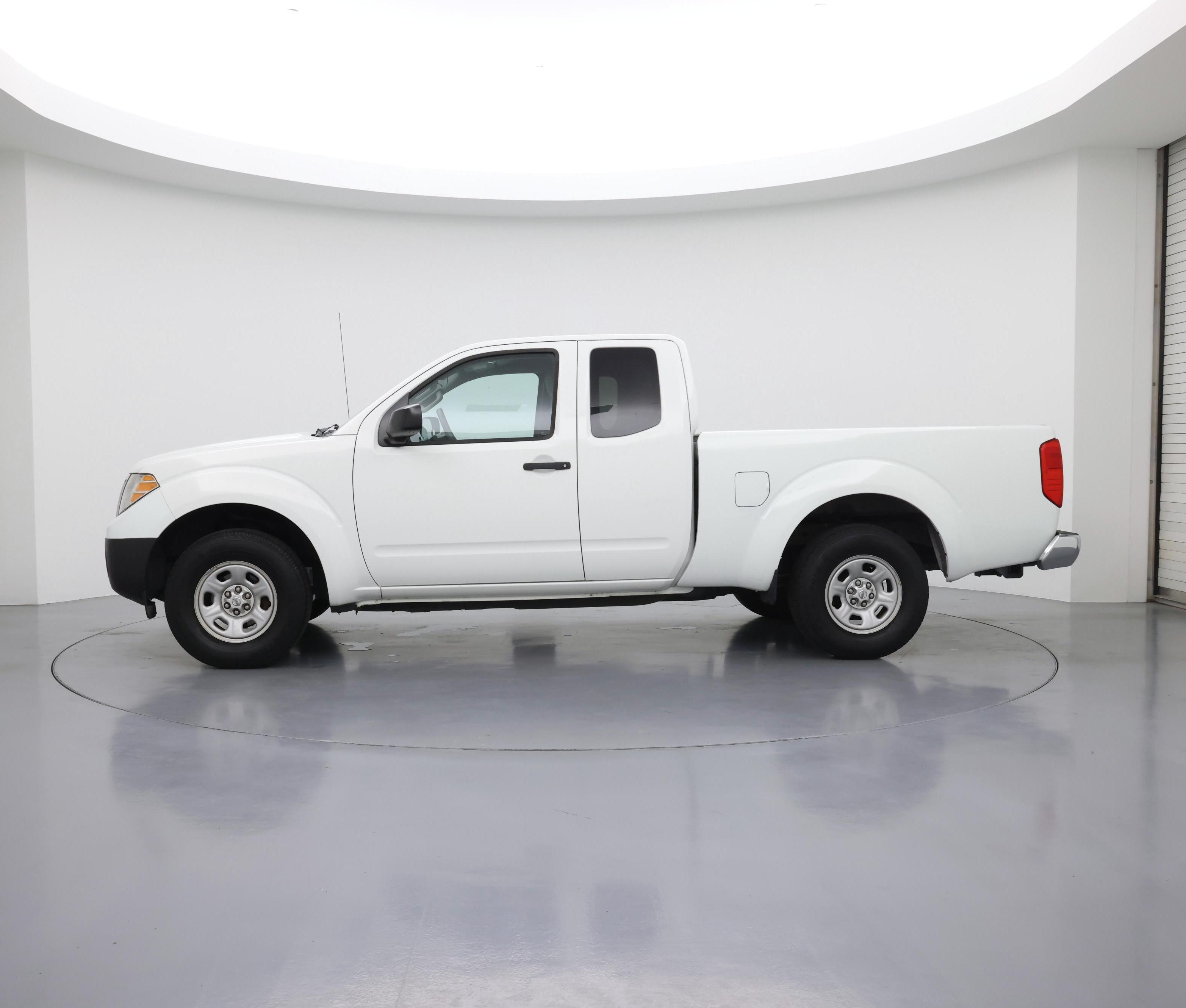 Thumbnail: 2015 Nissan Frontier - 3
