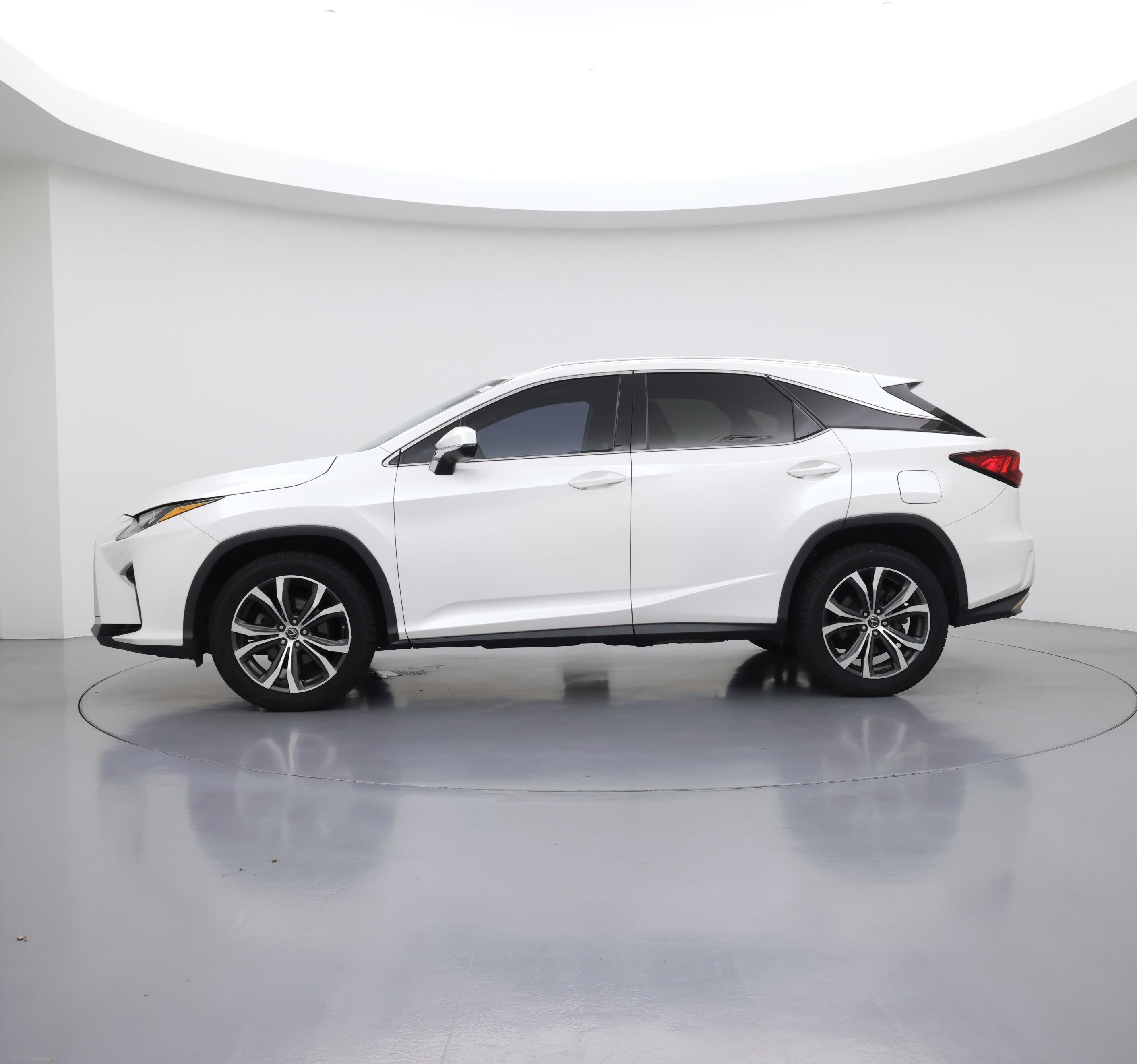 Thumbnail: 2018 Lexus RX - 3