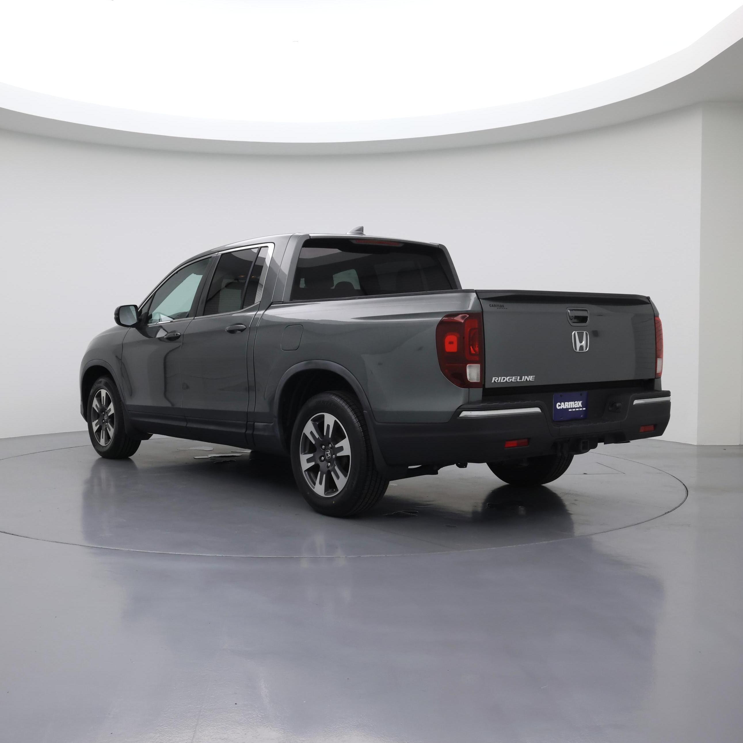 Thumbnail: 2017 Honda Ridgeline - 2