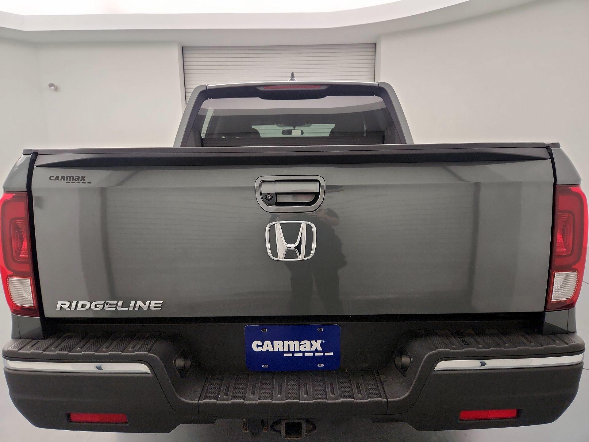 Thumbnail: 2017 Honda Ridgeline - 19
