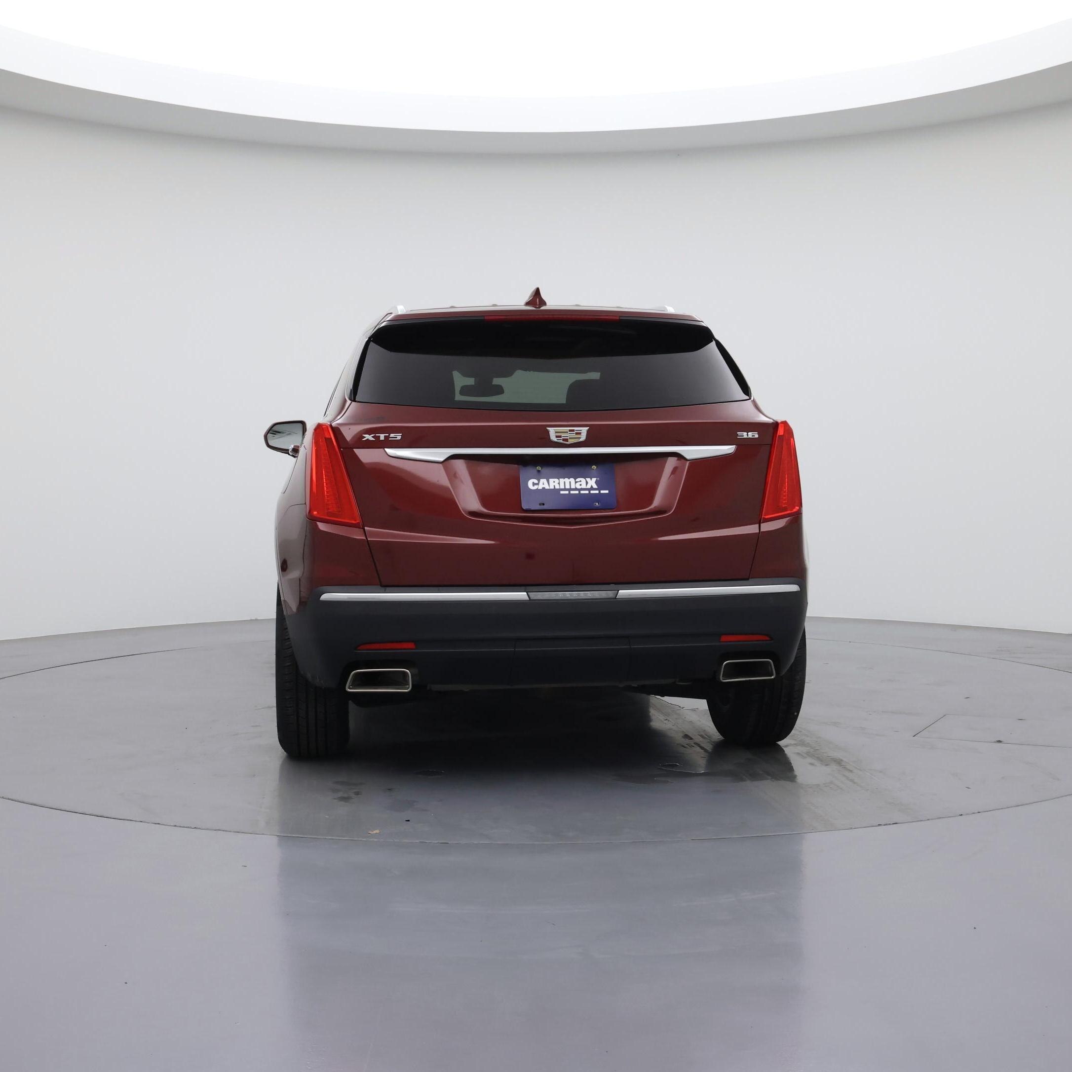 Thumbnail: 2018 Cadillac XT5 - 6
