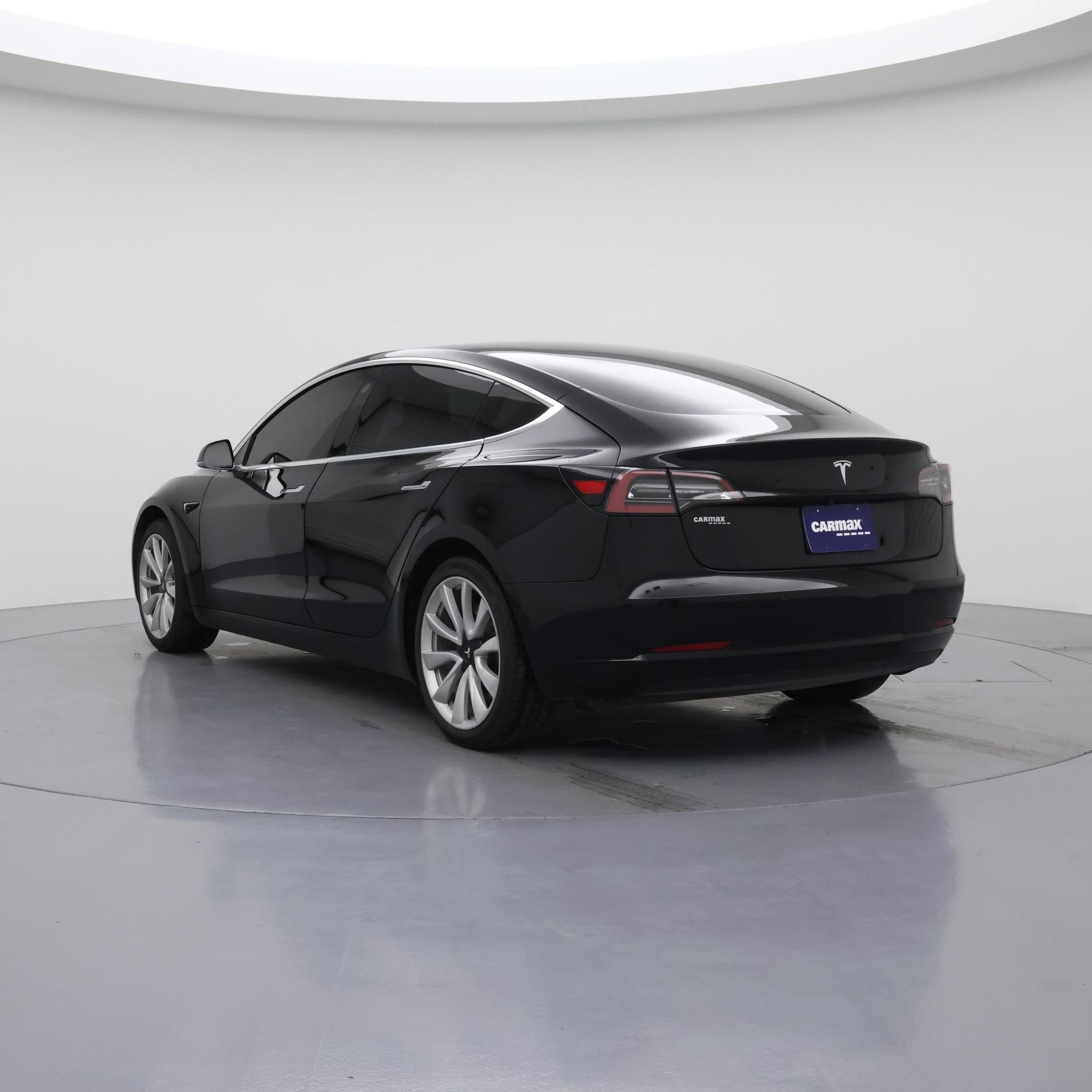 Thumbnail: 2019 Tesla Model 3 - 2