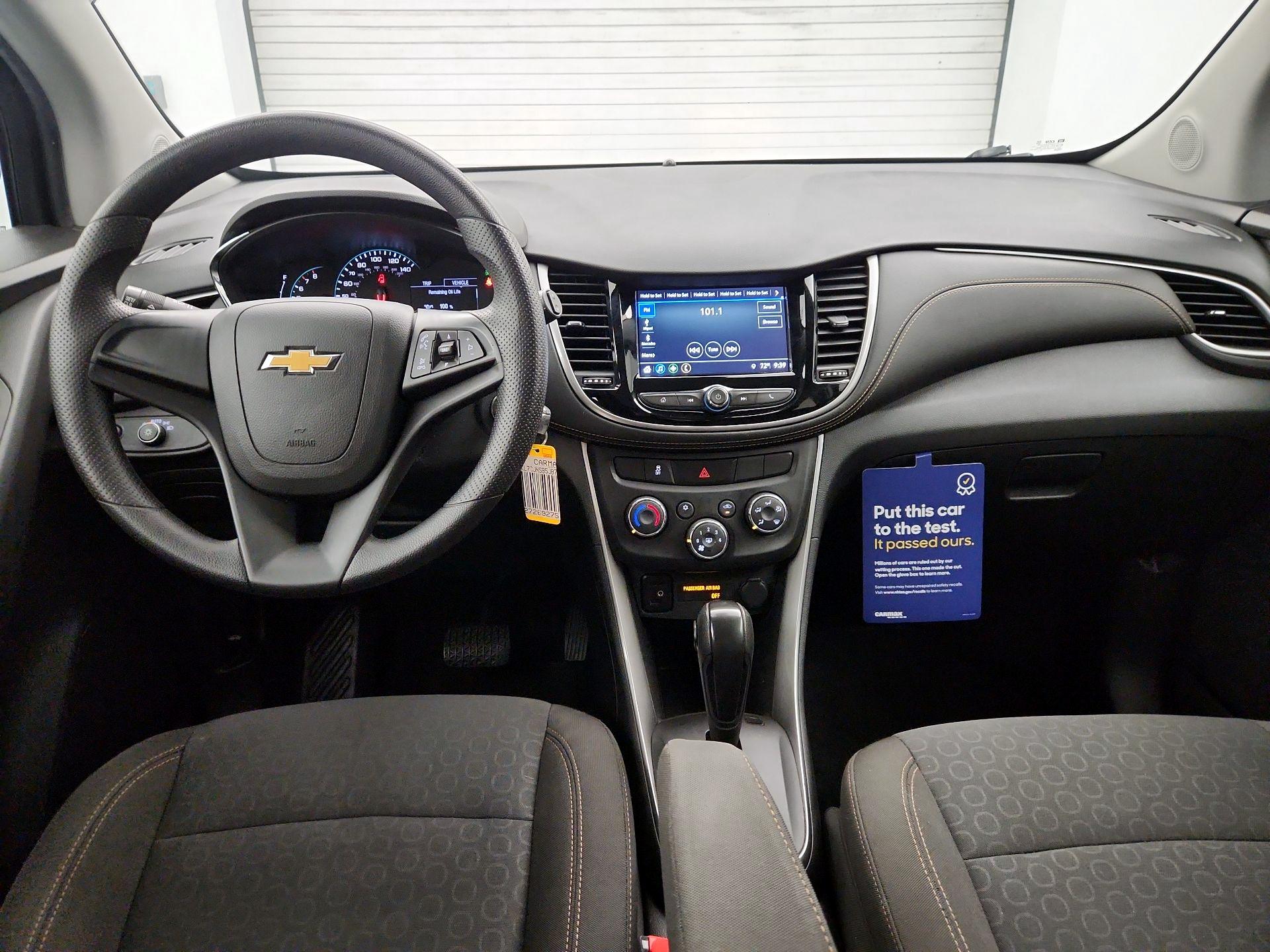 Thumbnail: 2018 Chevrolet Trax - 9