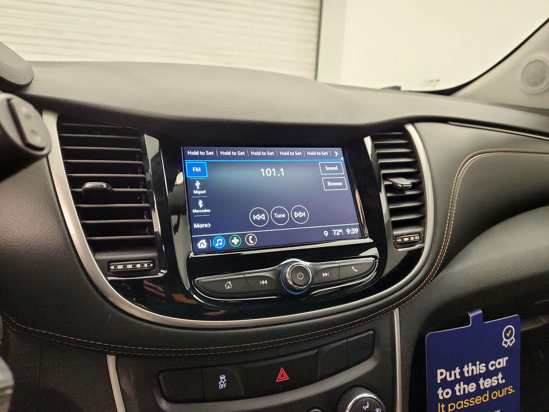 Thumbnail: 2018 Chevrolet Trax - 15