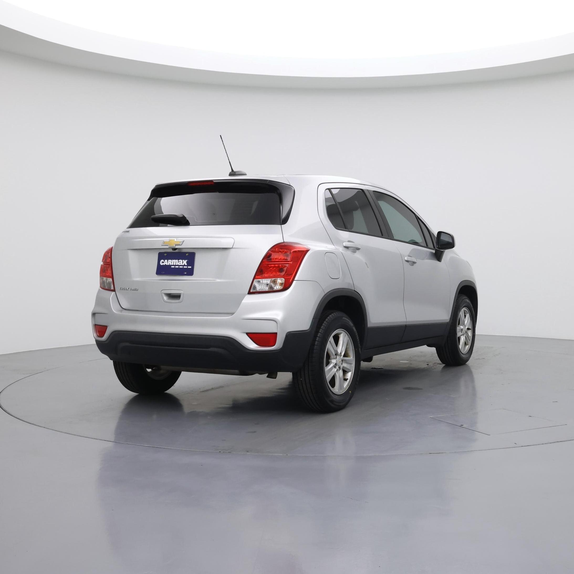 Thumbnail: 2018 Chevrolet Trax - 8