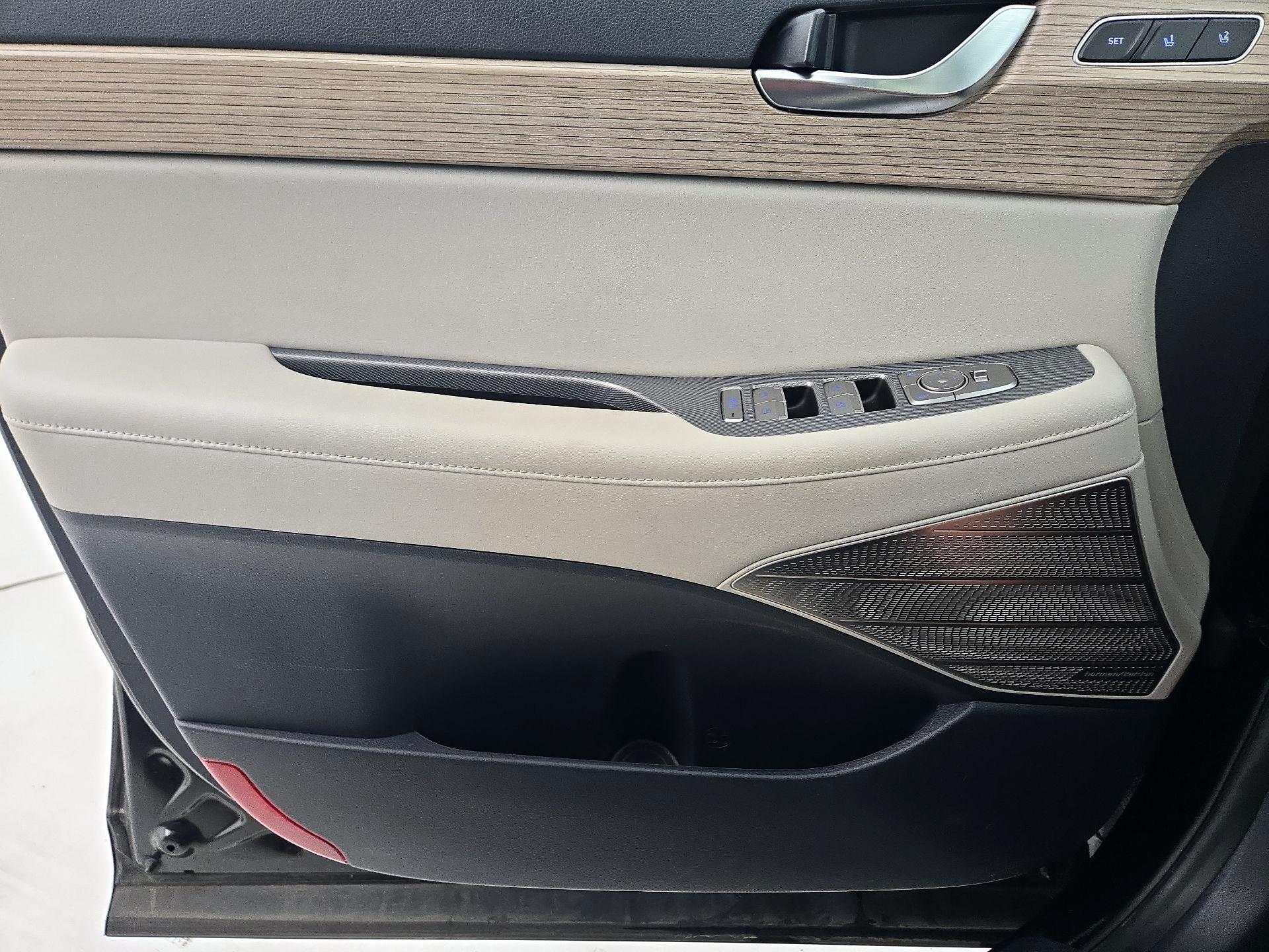 Thumbnail: 2021 Hyundai Palisade - 12