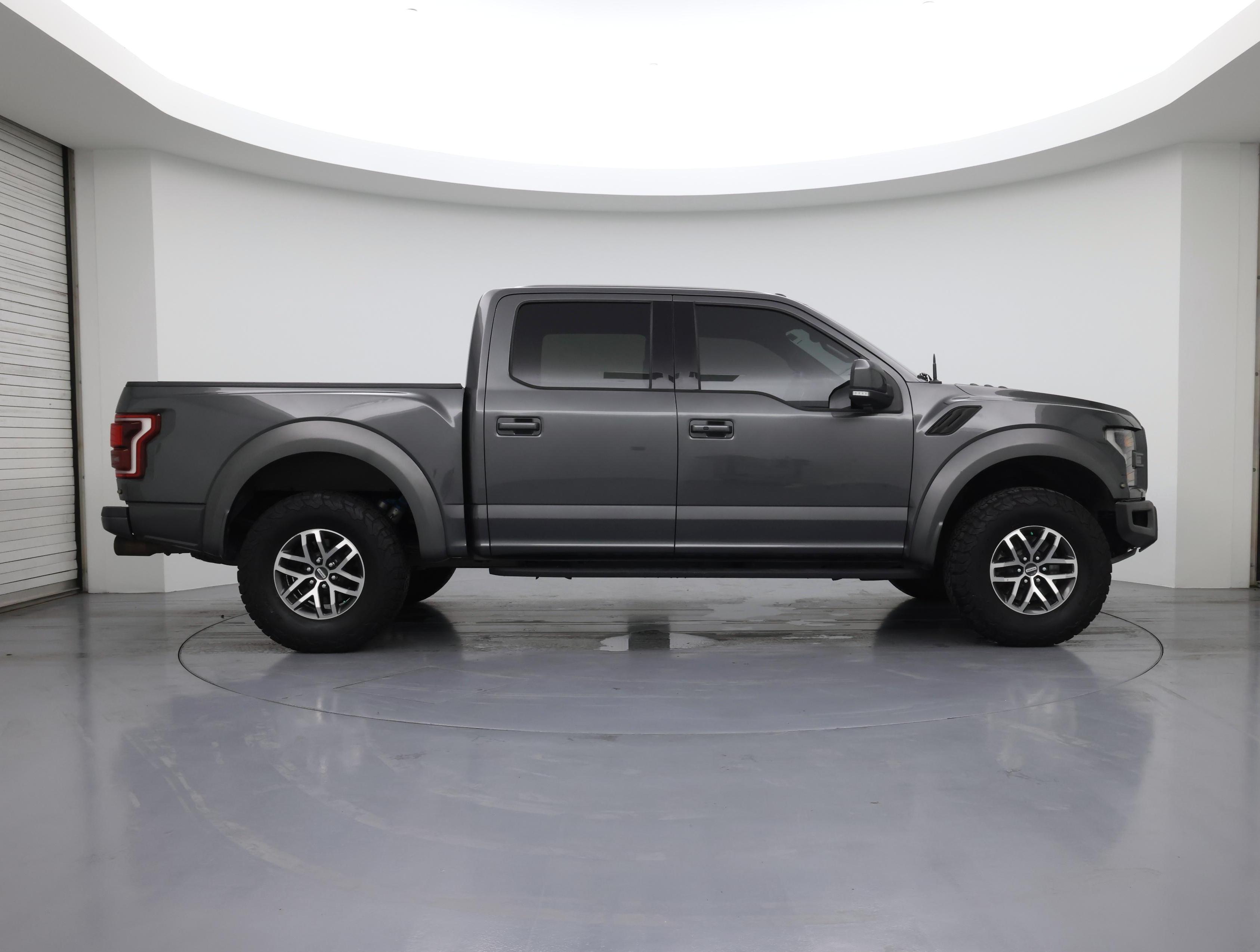 Thumbnail: 2017 Ford F-150 - 7