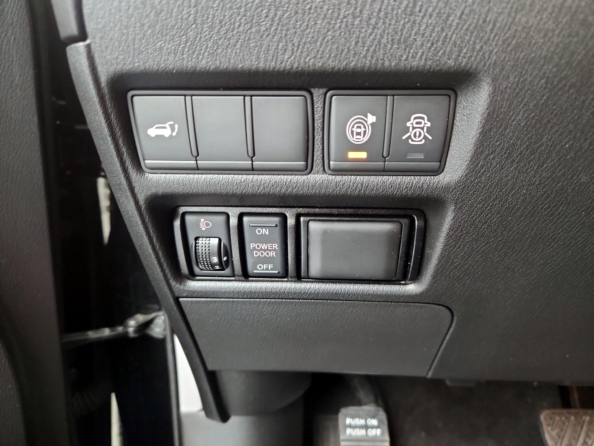 Thumbnail: 2019 Nissan Armada - 13