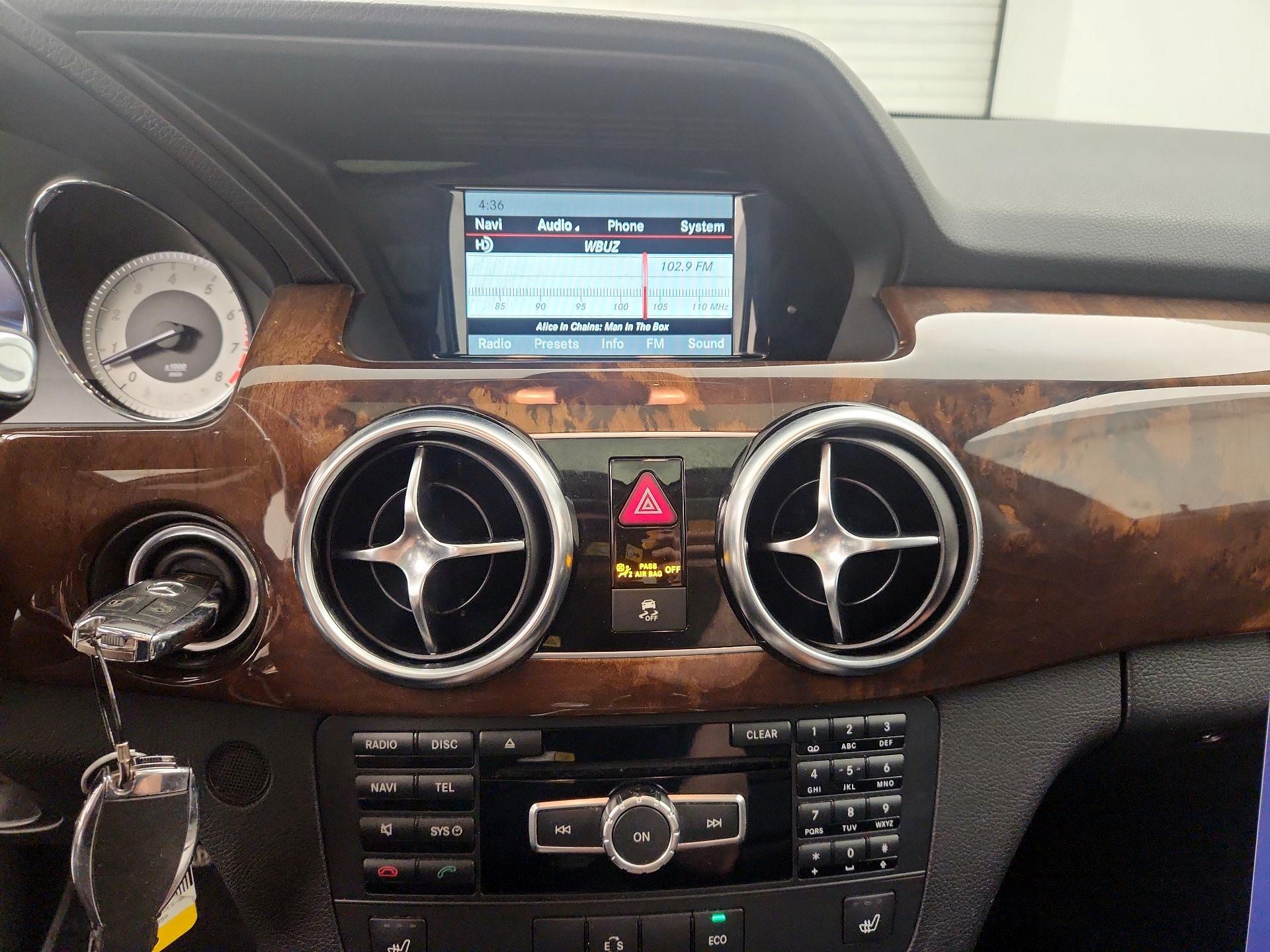 Thumbnail: 2015 Mercedes-Benz GLK - 14