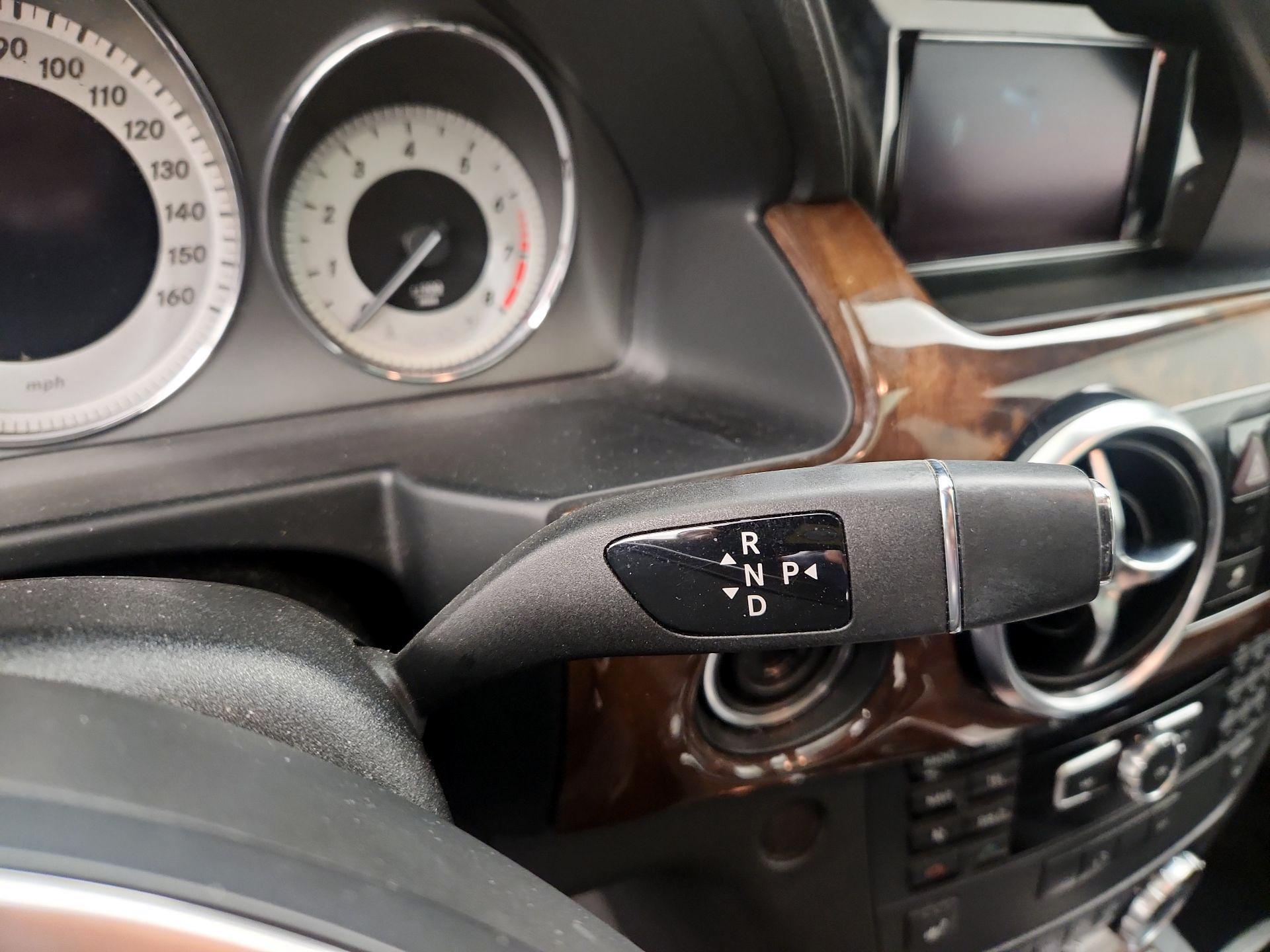 Thumbnail: 2015 Mercedes-Benz GLK - 16
