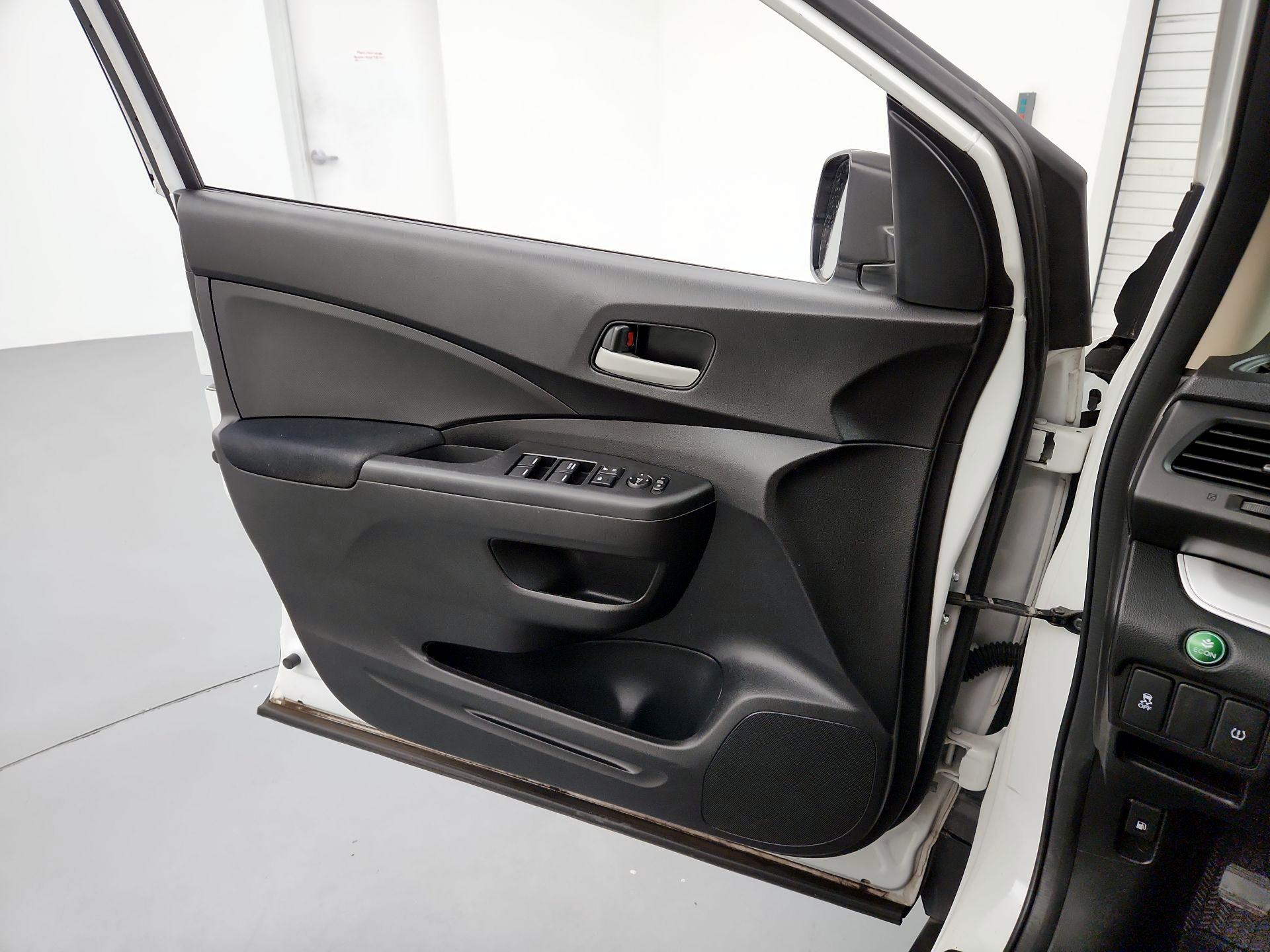 Thumbnail: 2016 Honda CR-V - 12