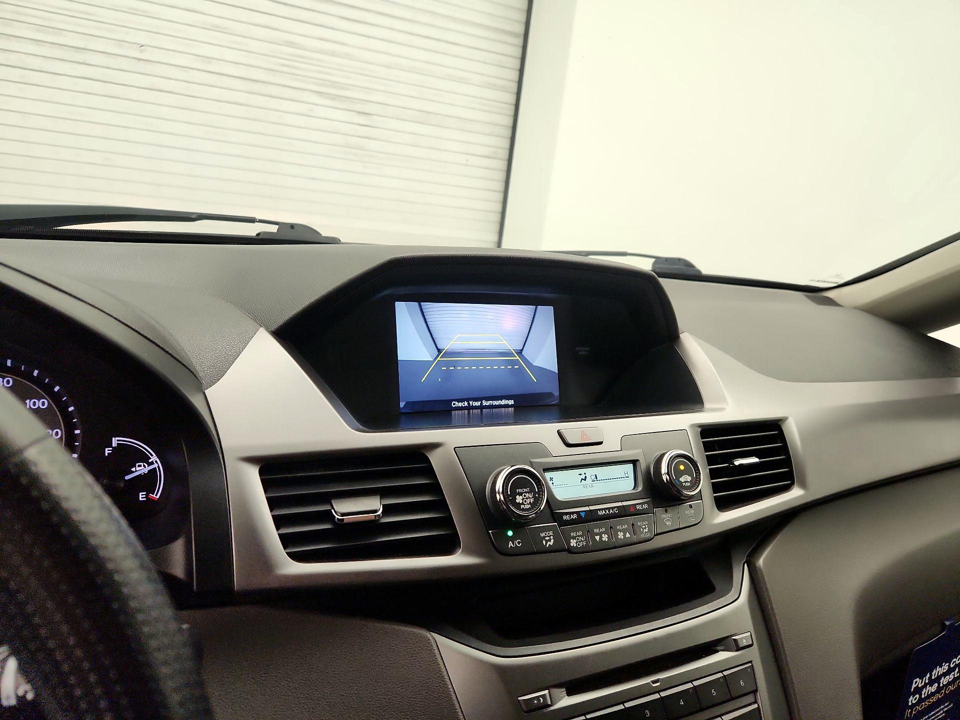 Thumbnail: 2016 Honda Odyssey - 14