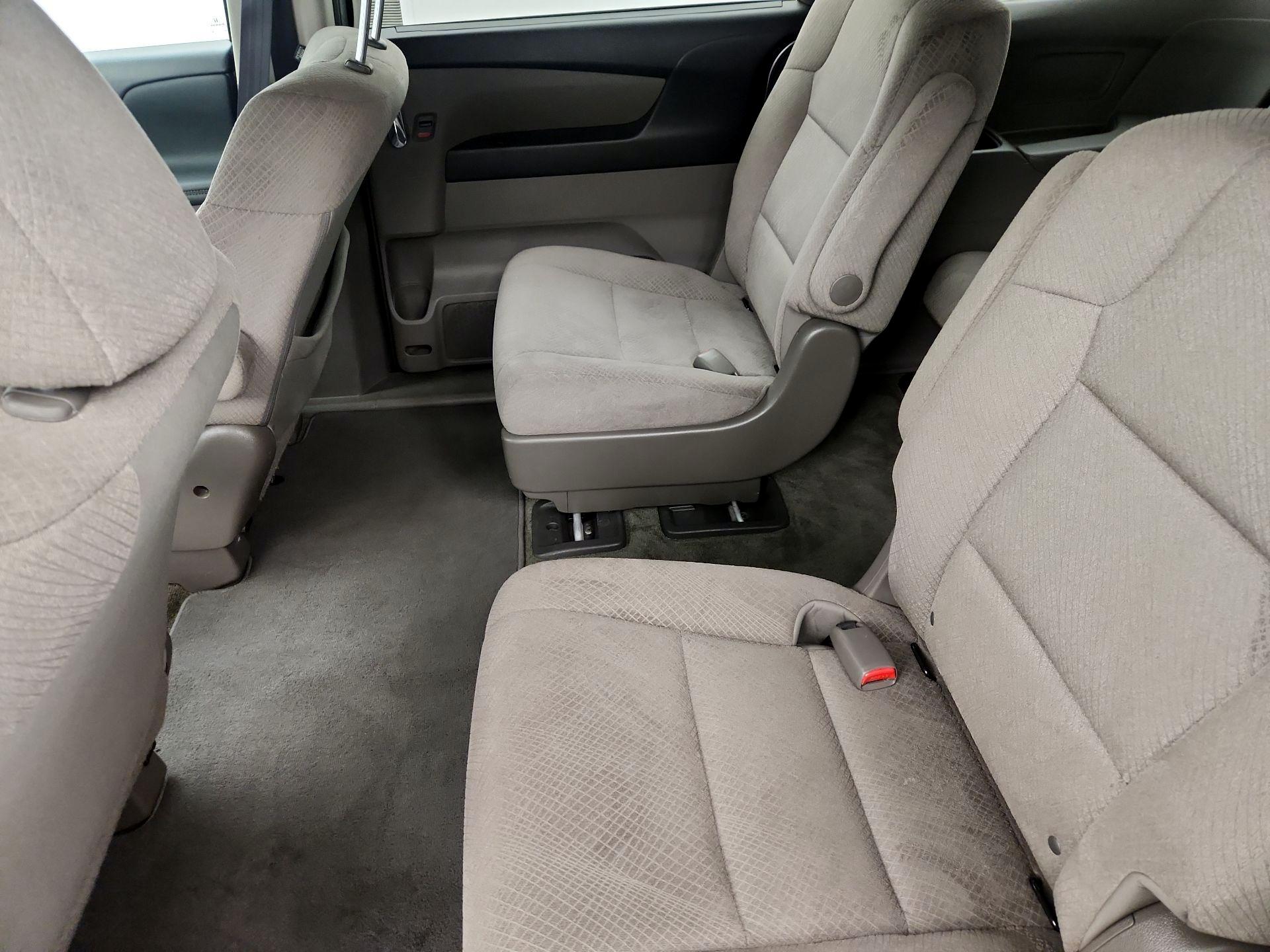 Thumbnail: 2016 Honda Odyssey - 18