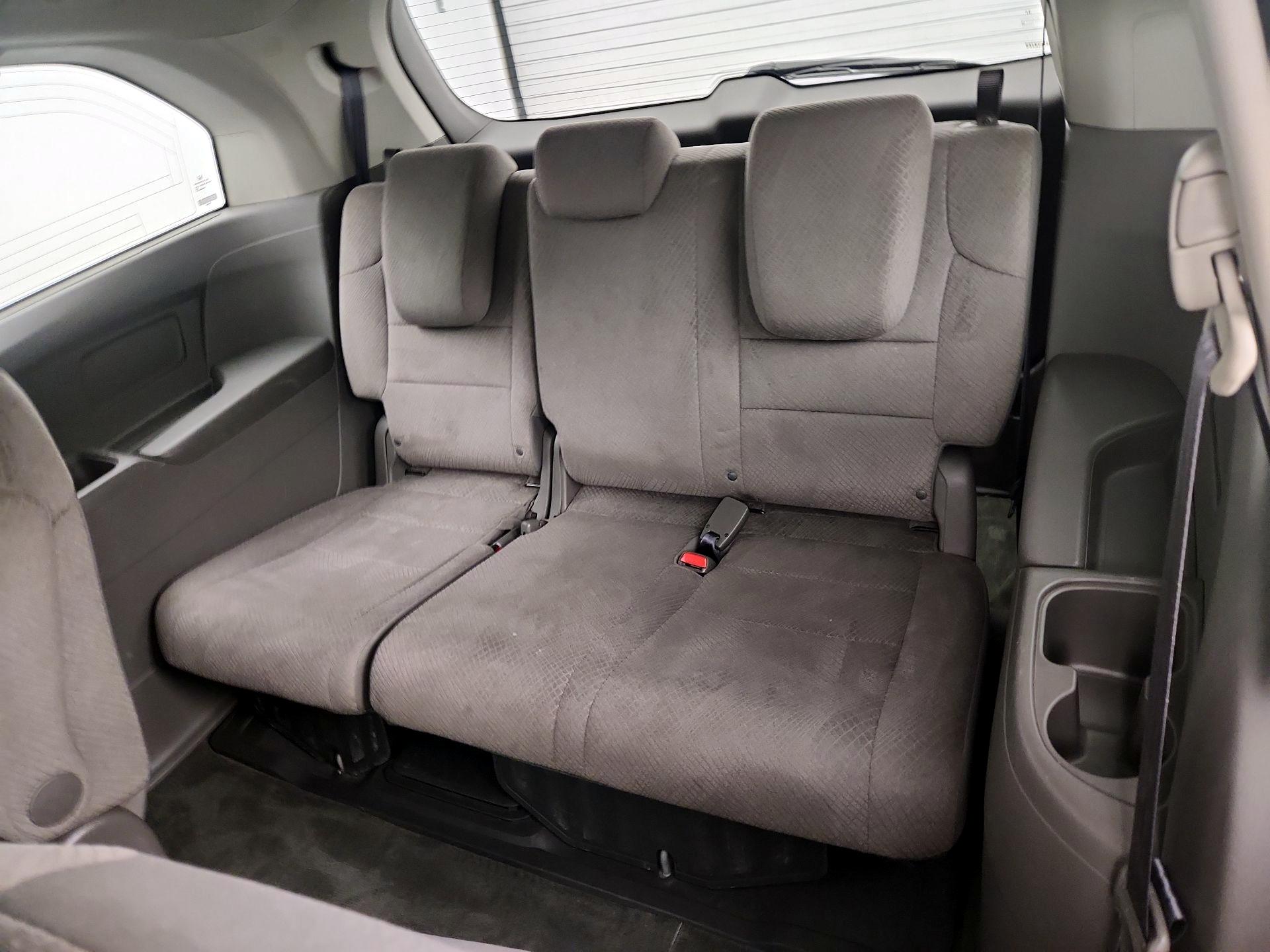 Thumbnail: 2016 Honda Odyssey - 19