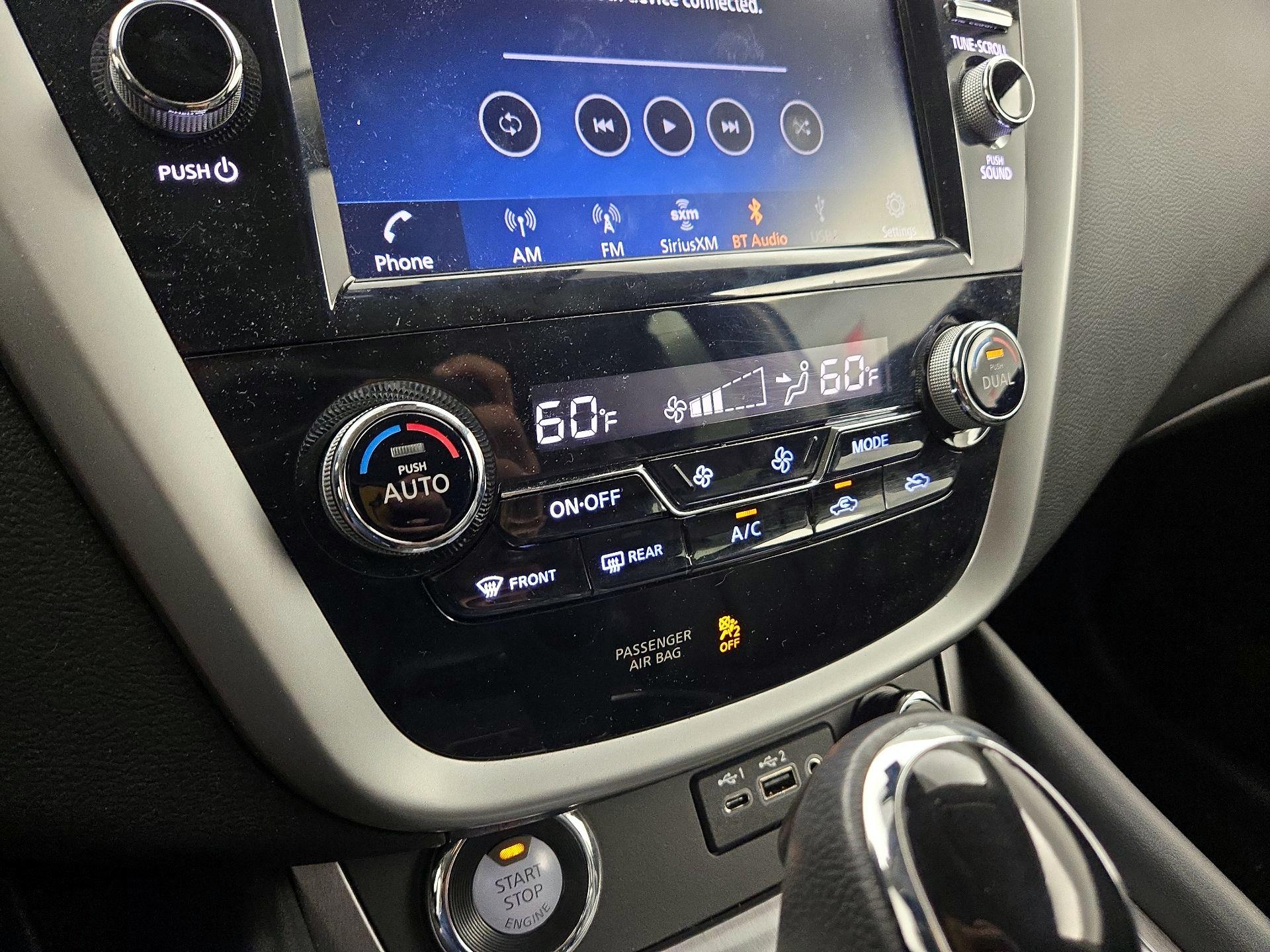 Thumbnail: 2020 Nissan Murano - 17