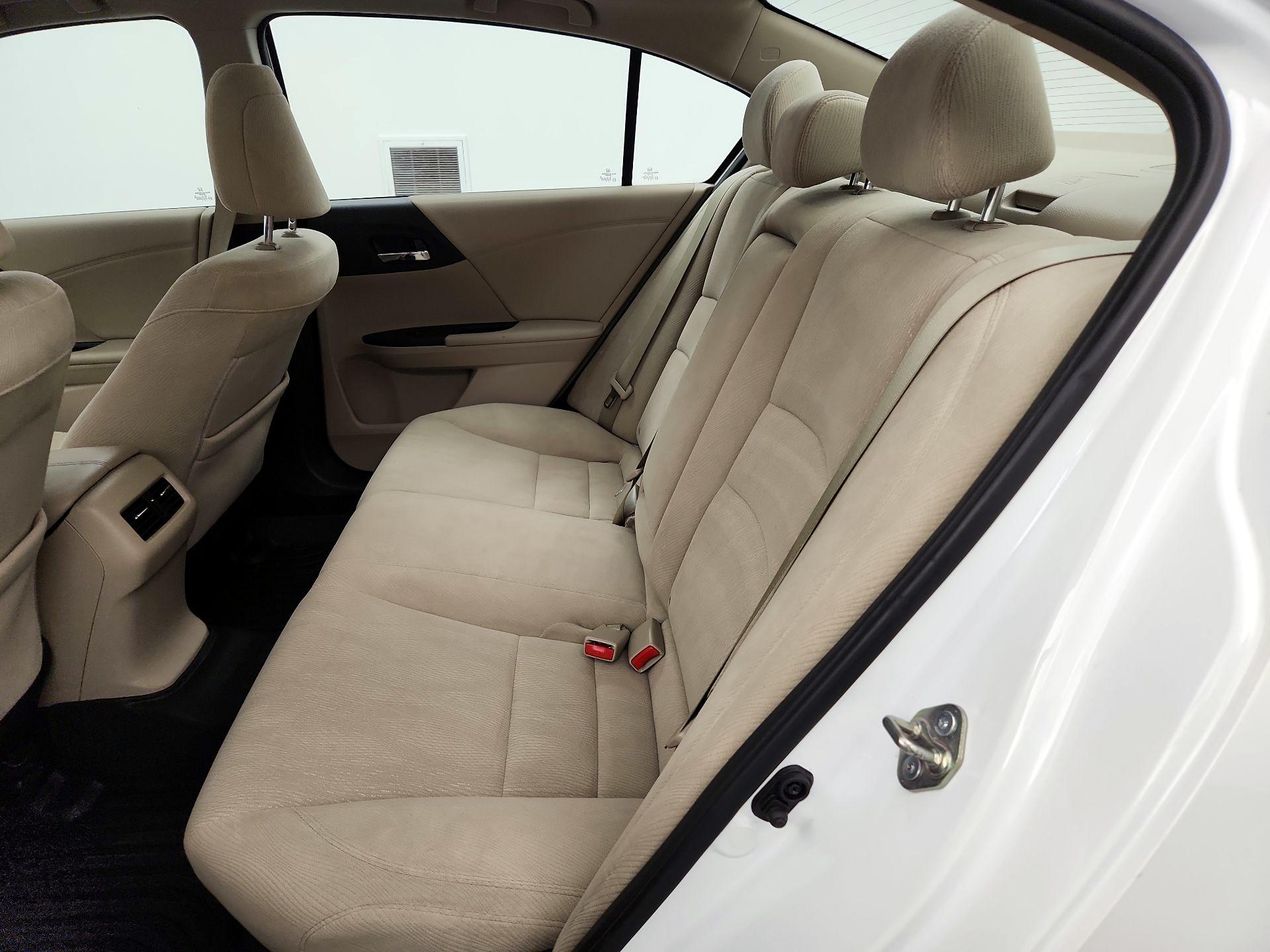 Thumbnail: 2015 Honda Accord - 20