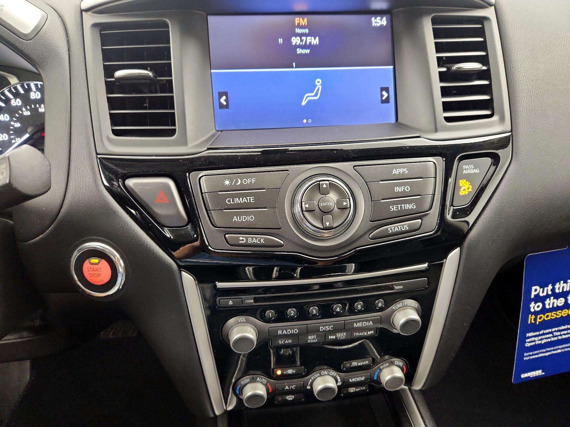 Thumbnail: 2018 Nissan Pathfinder - 16
