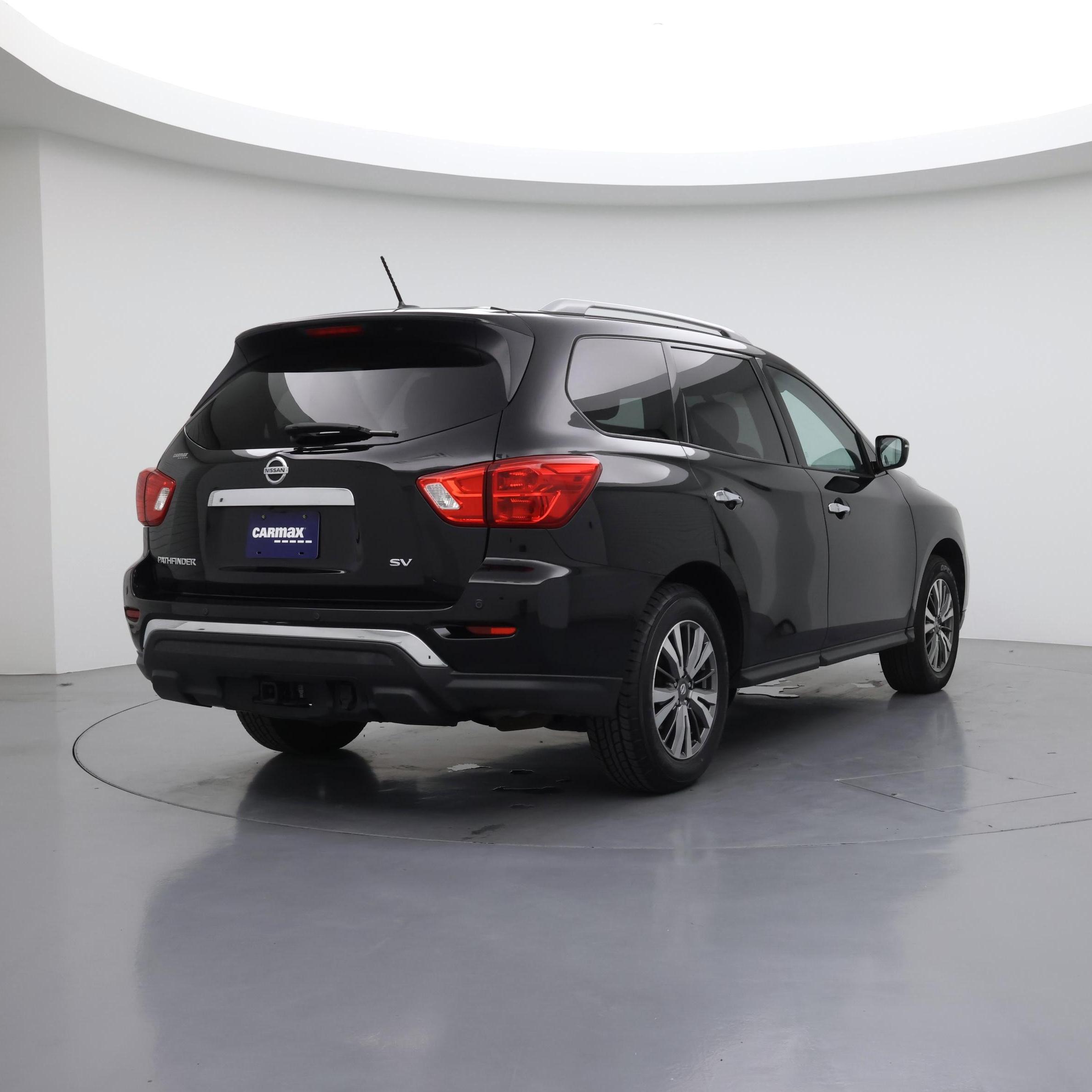 Thumbnail: 2018 Nissan Pathfinder - 8