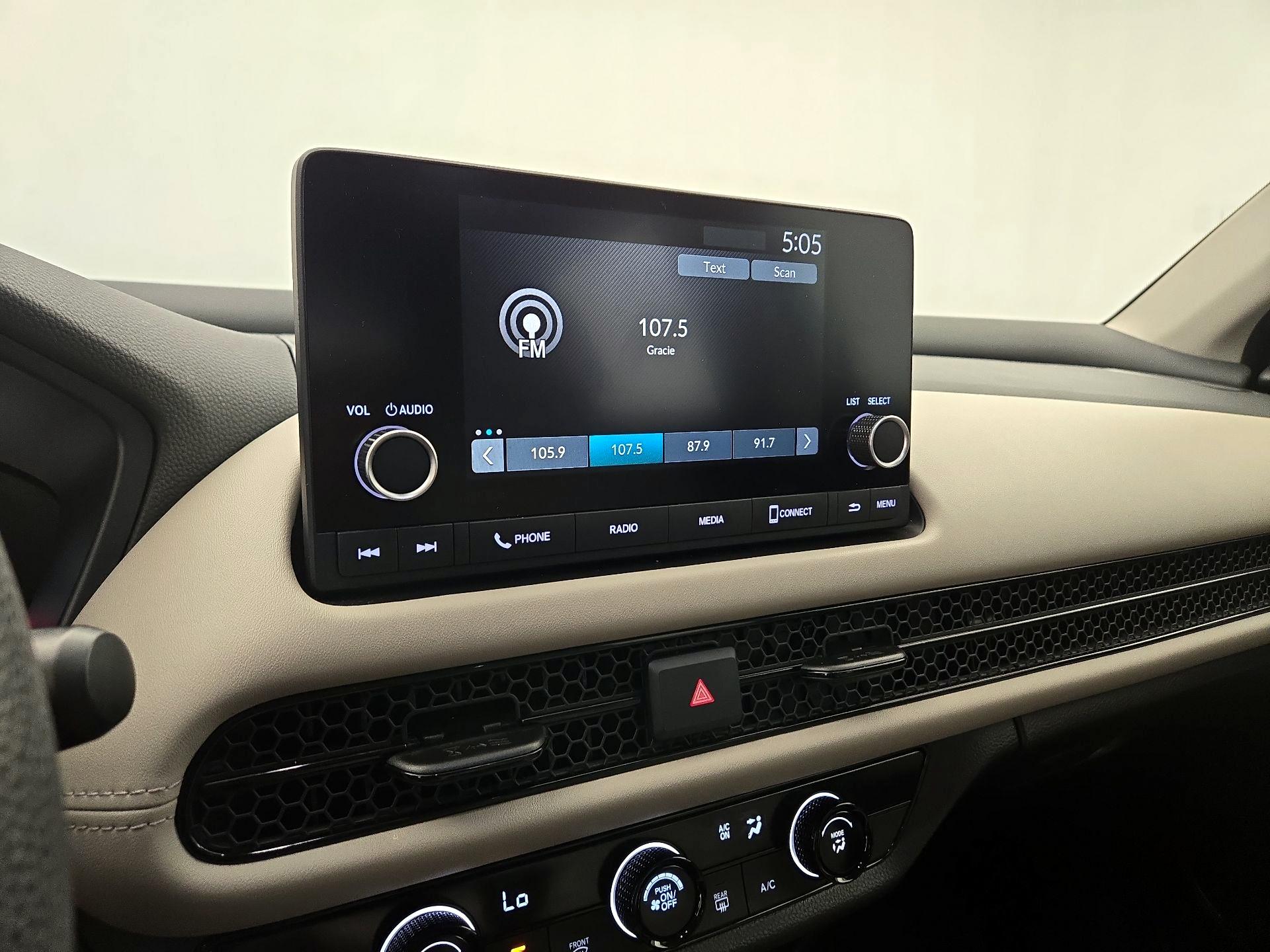 Thumbnail: 2024 Honda HR-V - 15