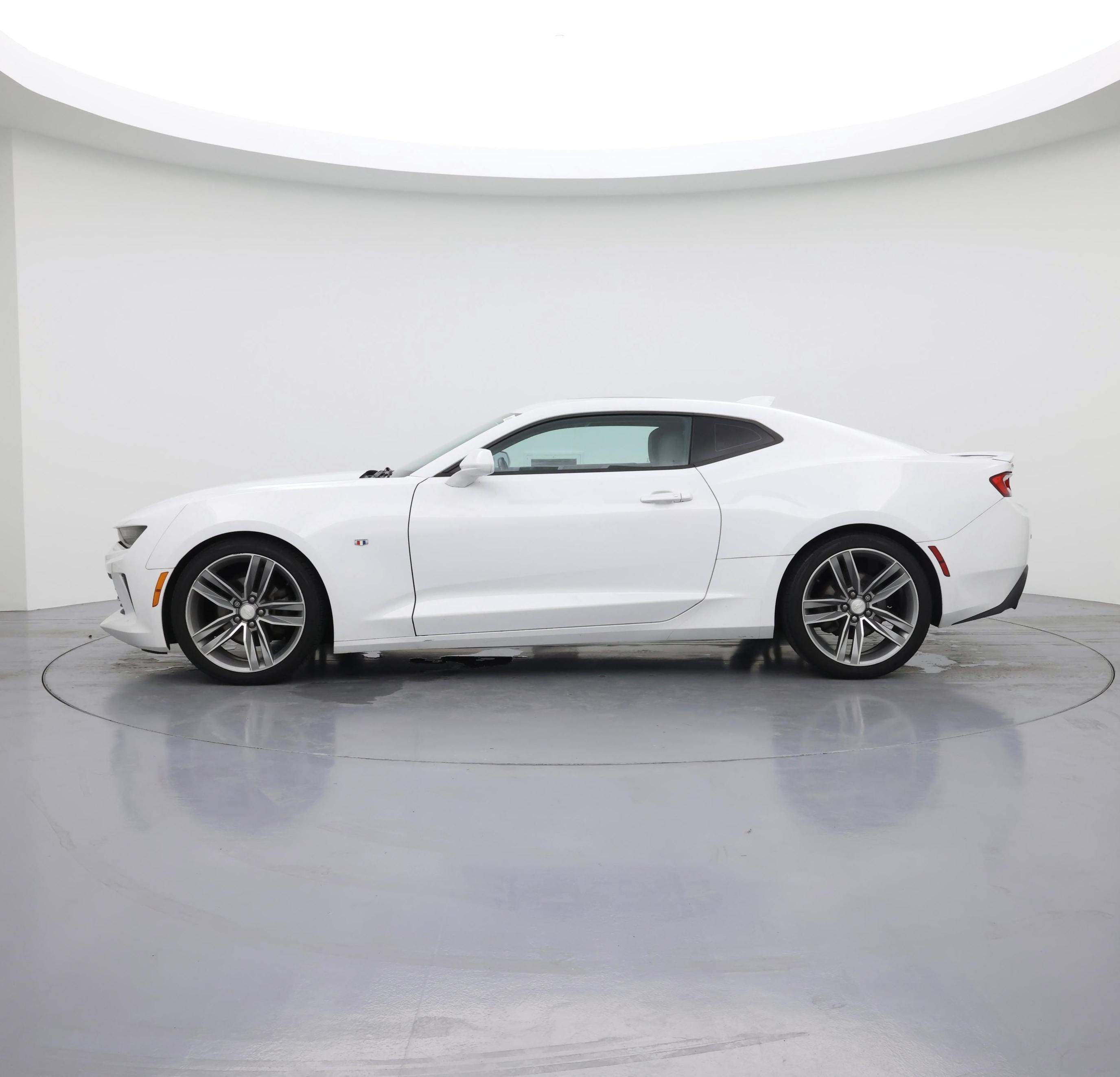 Thumbnail: 2017 Chevrolet Camaro - 3