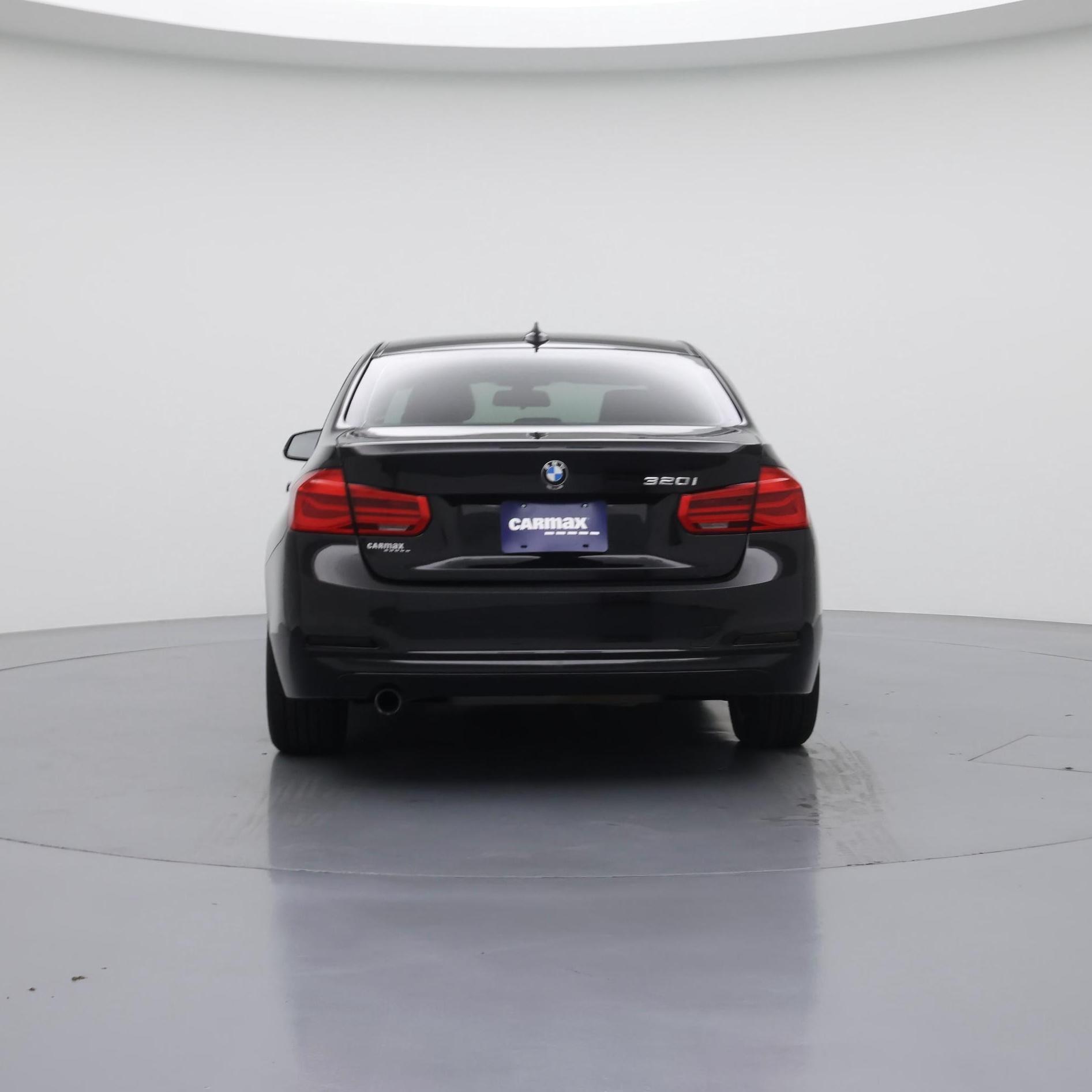 Thumbnail: 2016 BMW 3 Series - 6