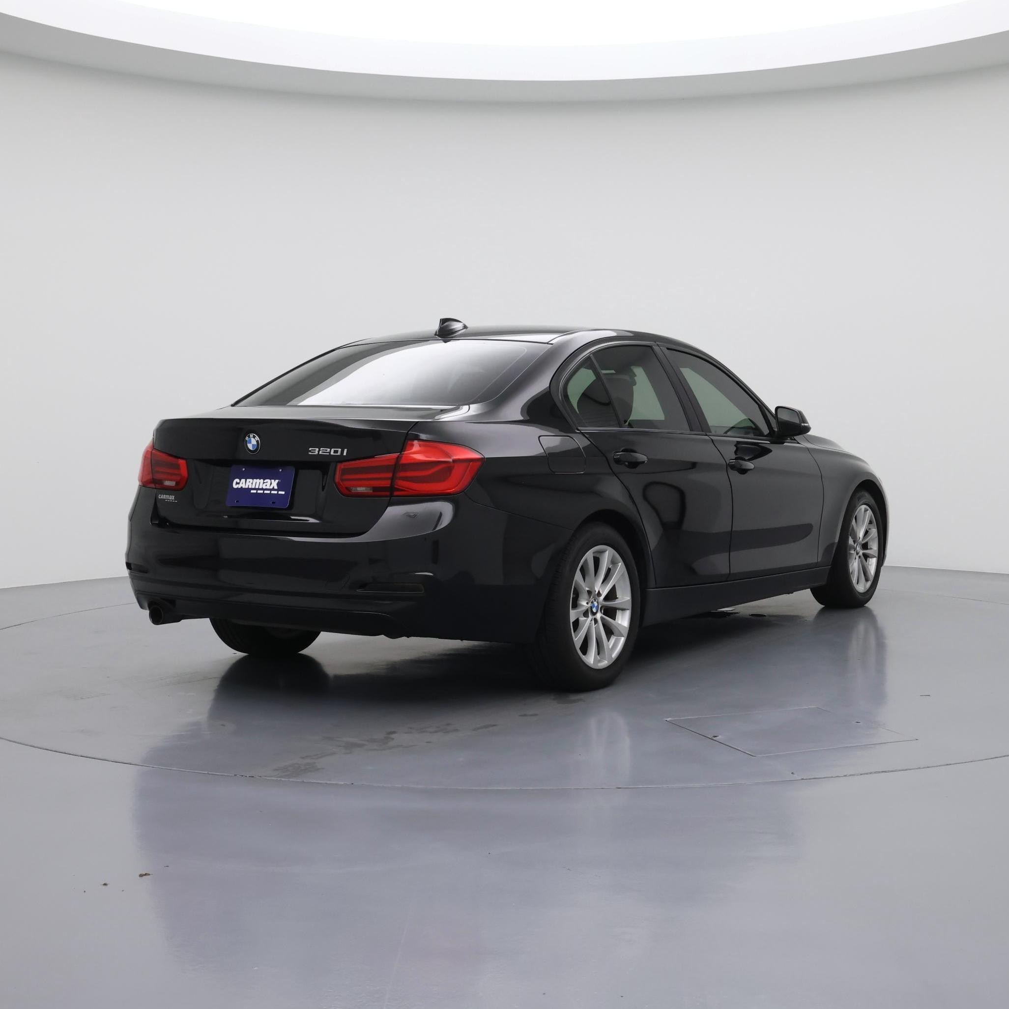 Thumbnail: 2016 BMW 3 Series - 8
