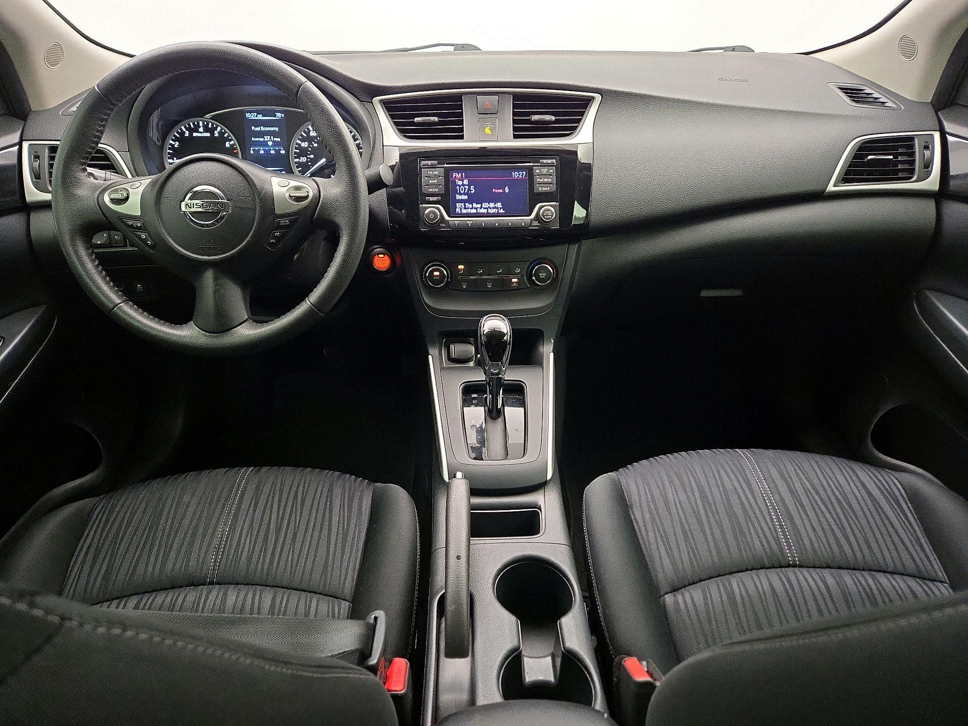 Thumbnail: 2017 Nissan Sentra - 9