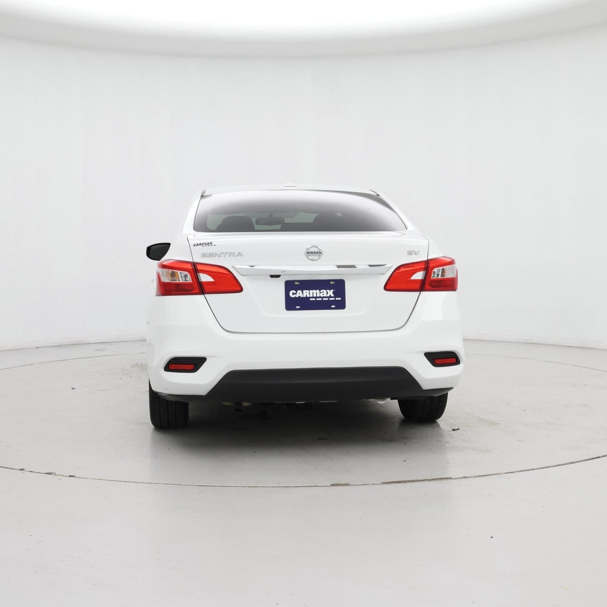 Thumbnail: 2017 Nissan Sentra - 6