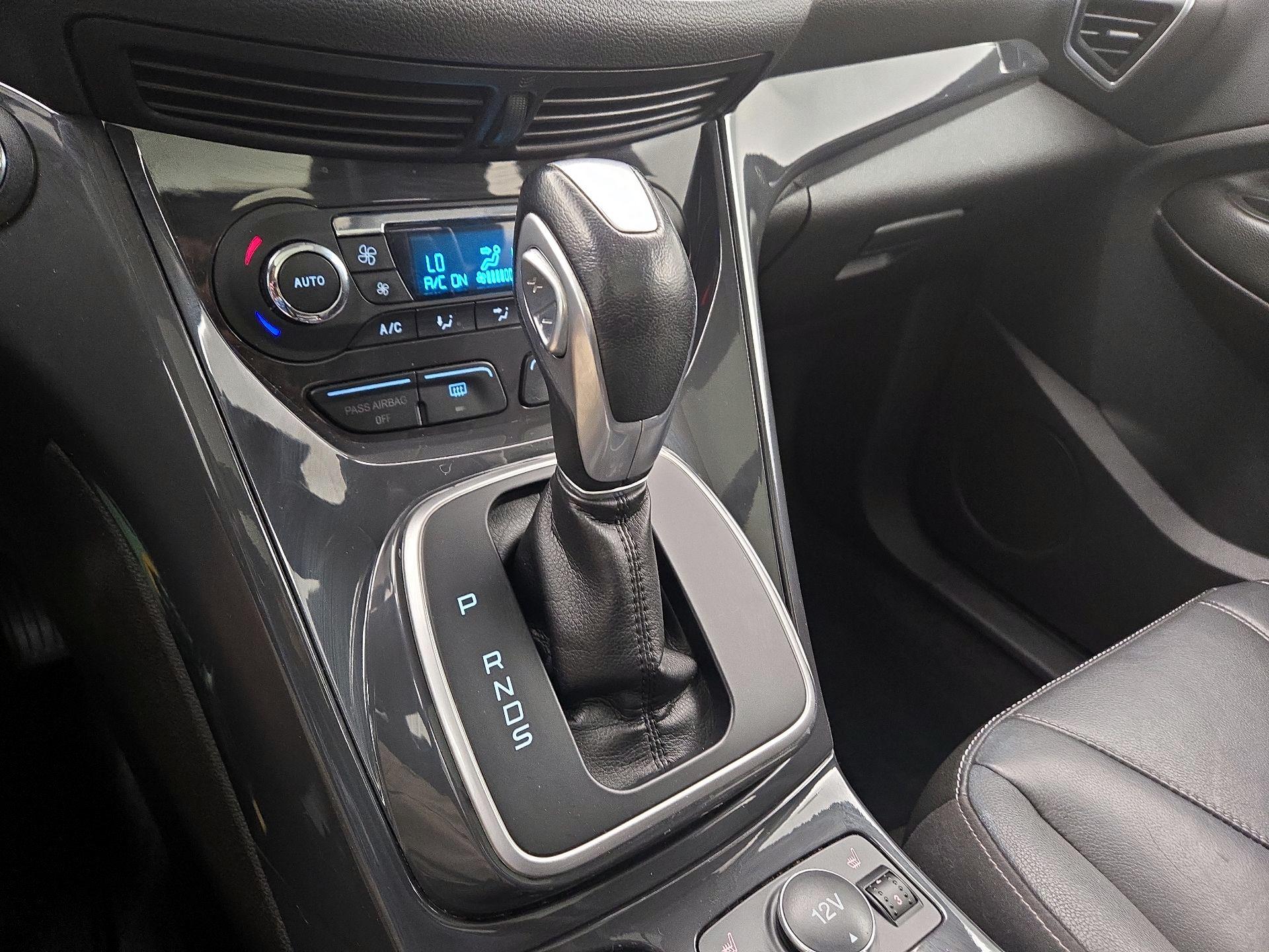 Thumbnail: 2013 Ford Escape - 17