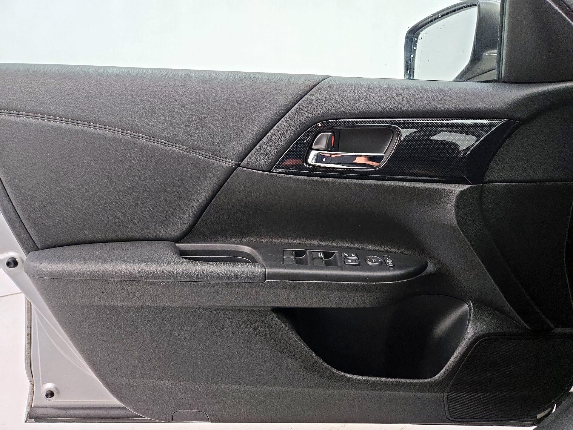 Thumbnail: 2014 Honda Accord - 12