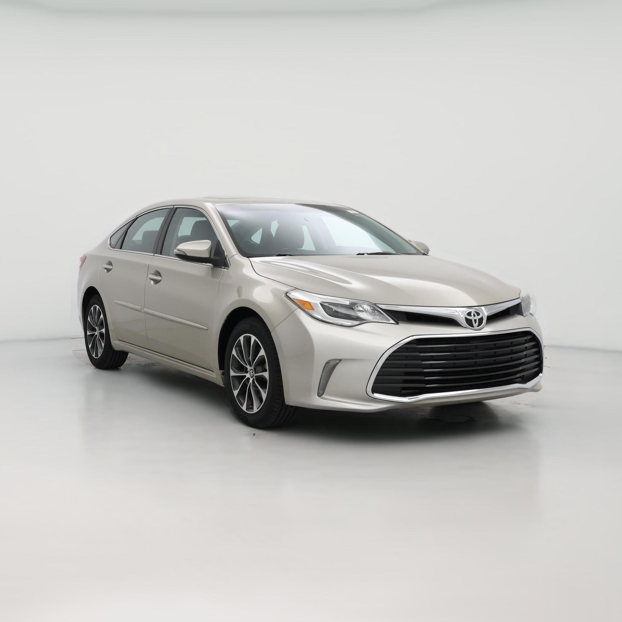 Thumbnail: 2016 Toyota Avalon - 1