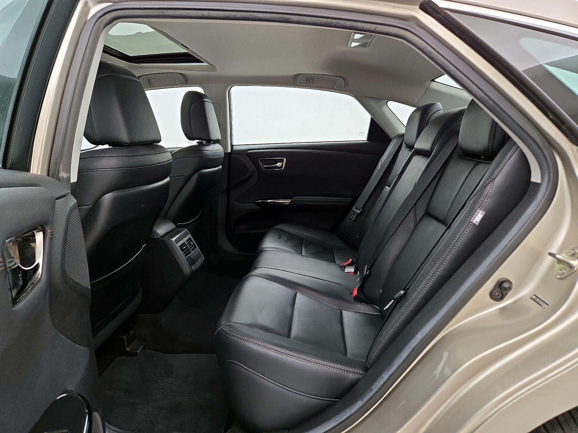 Thumbnail: 2016 Toyota Avalon - 20