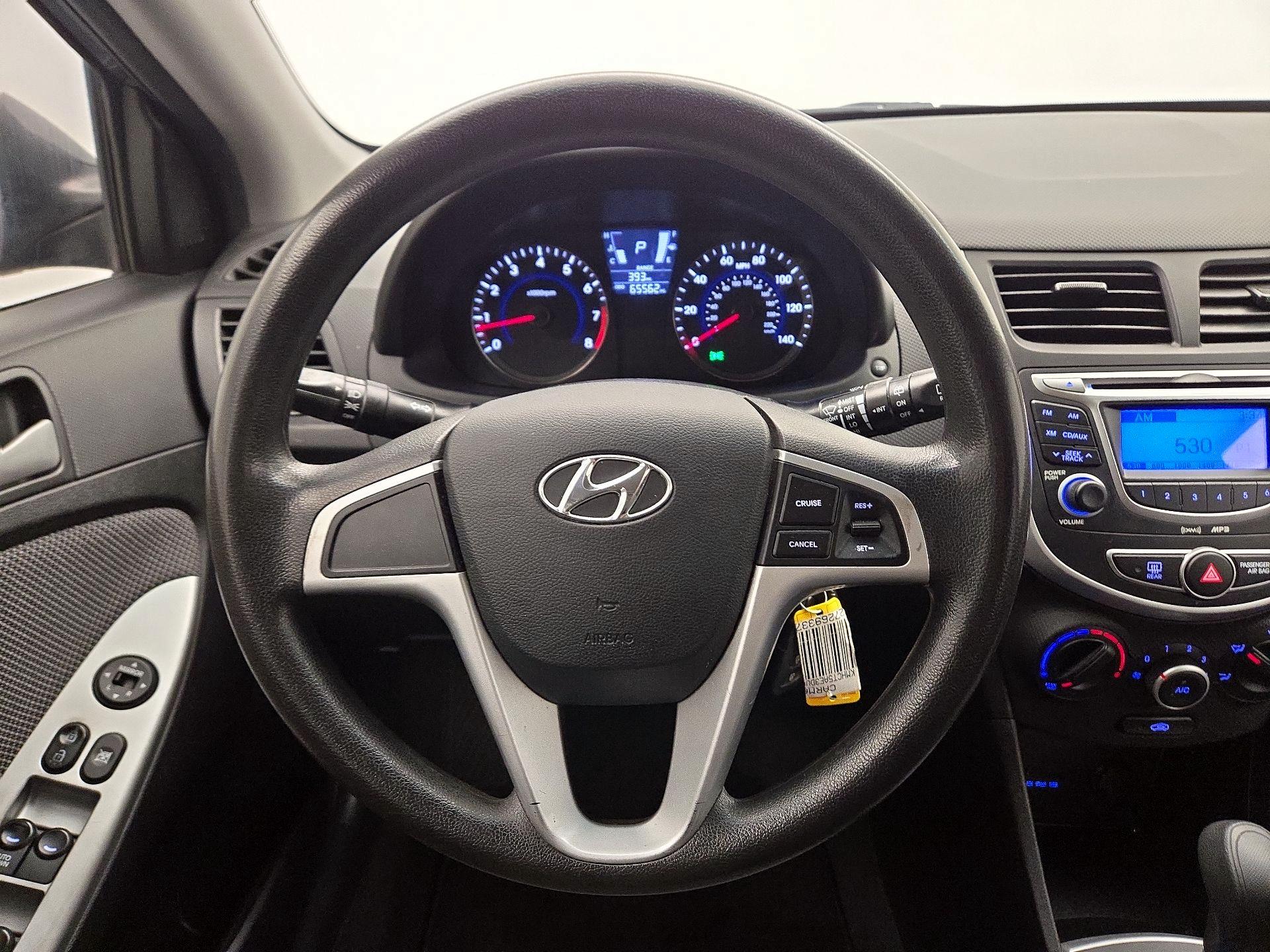 Thumbnail: 2013 Hyundai Accent - 10