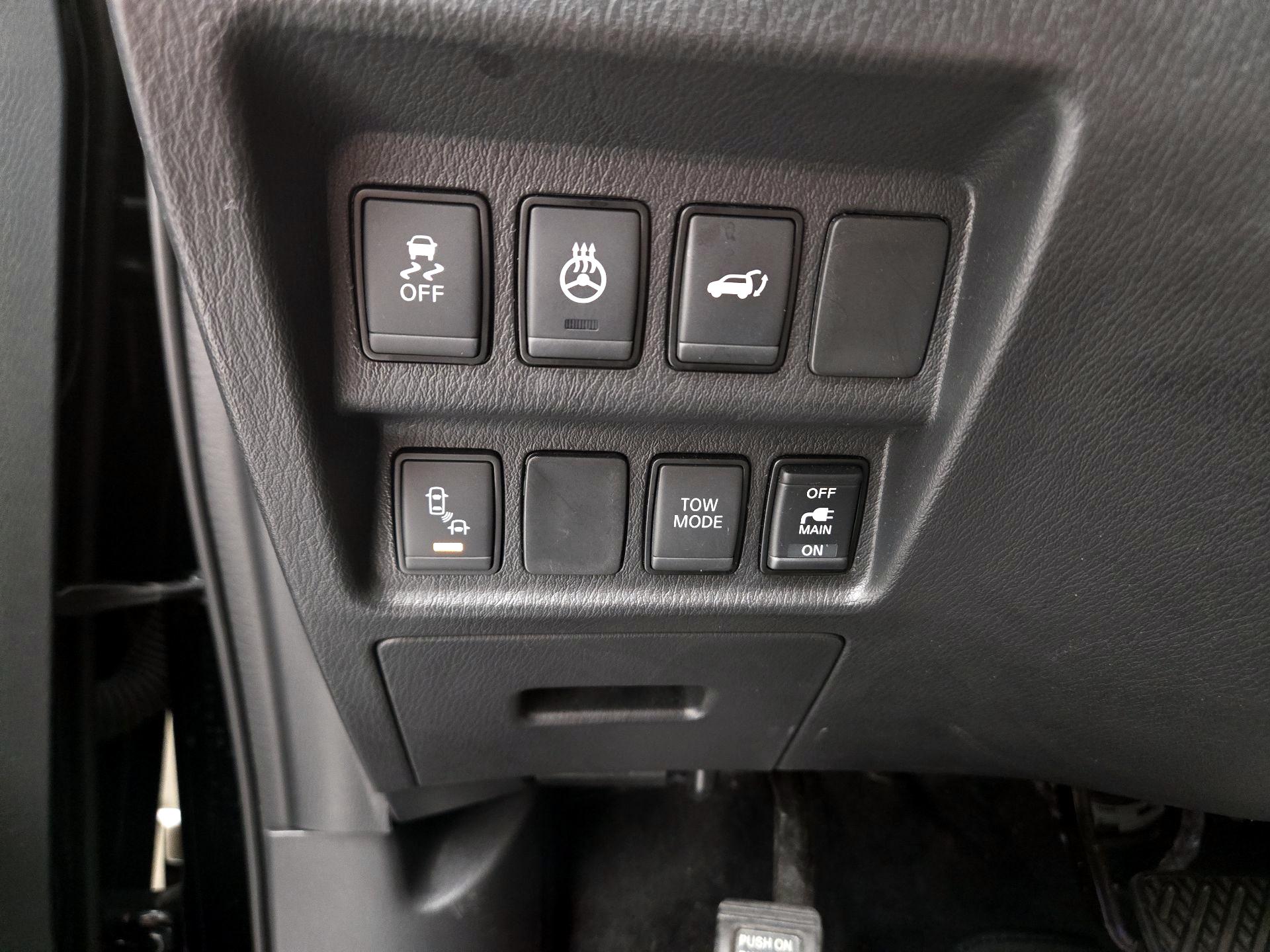 Thumbnail: 2019 Nissan Pathfinder - 13