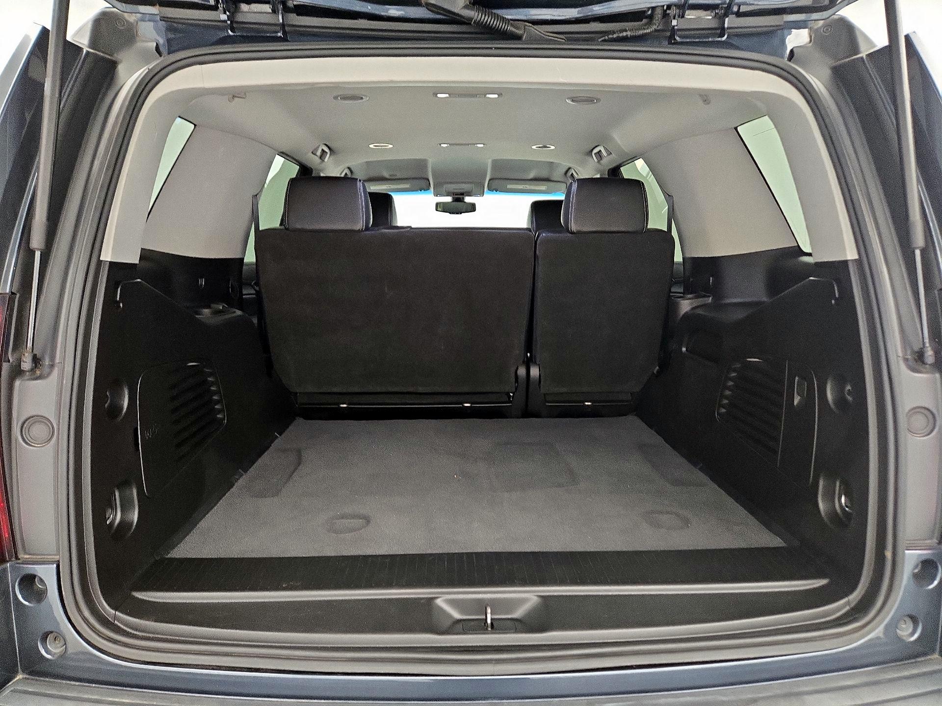 Thumbnail: 2019 Chevrolet Tahoe - 20