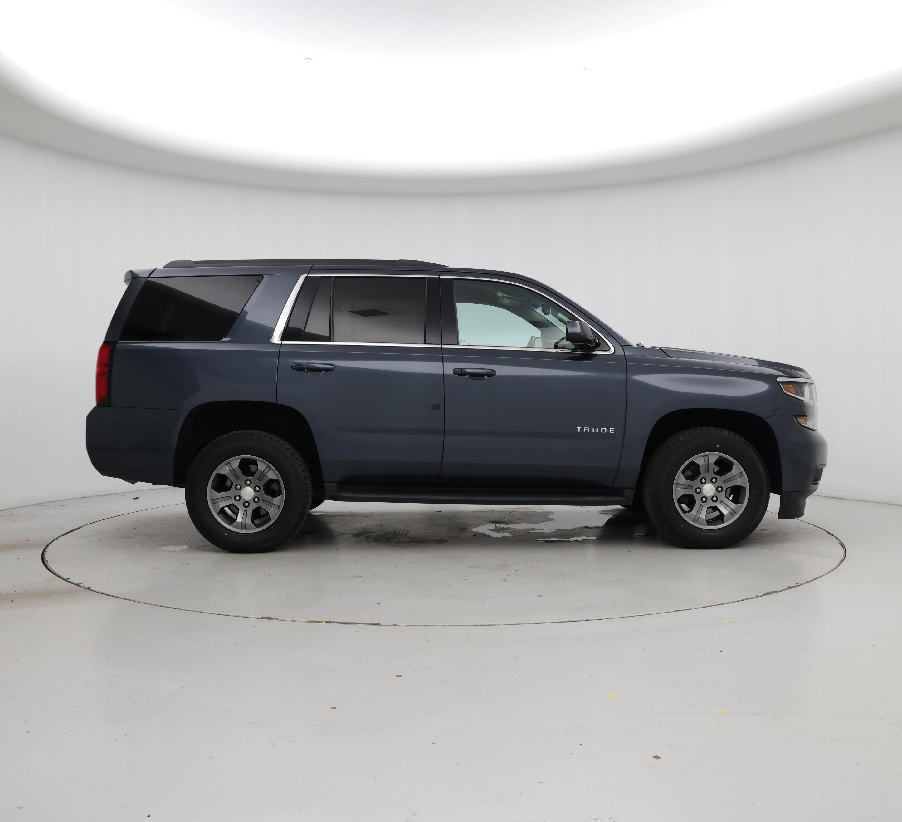 Thumbnail: 2019 Chevrolet Tahoe - 7
